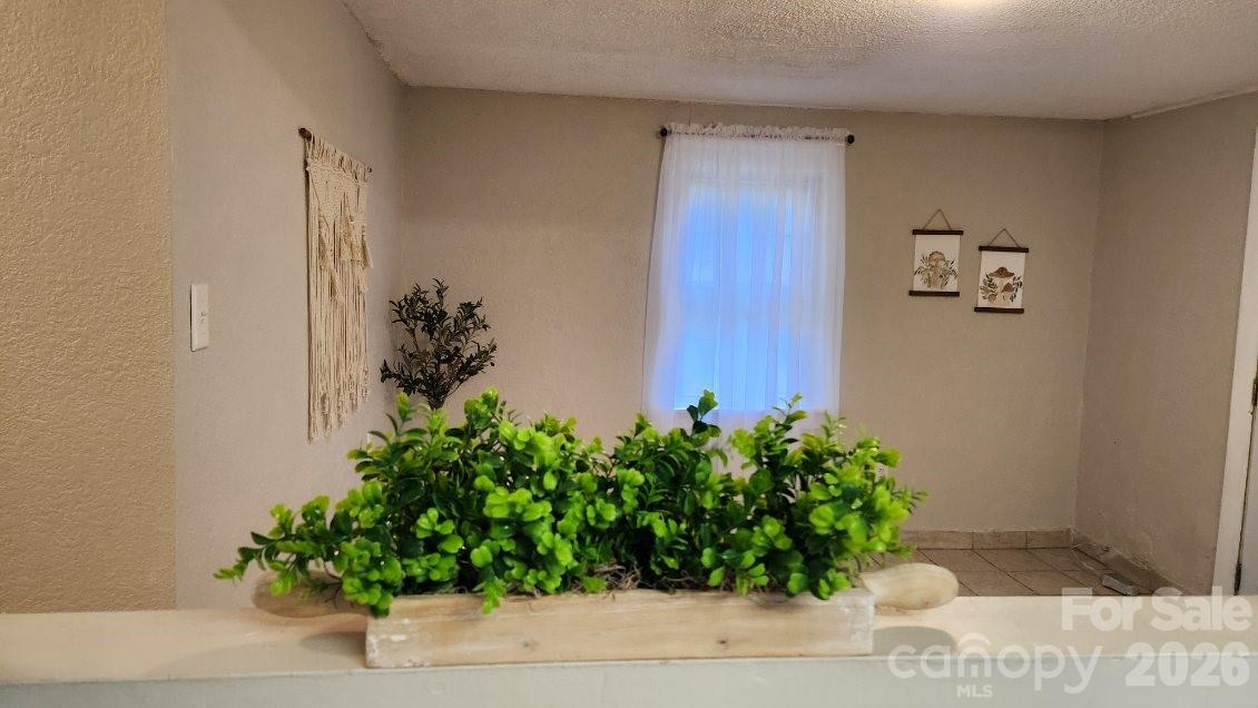 508 Arlington Circle NW