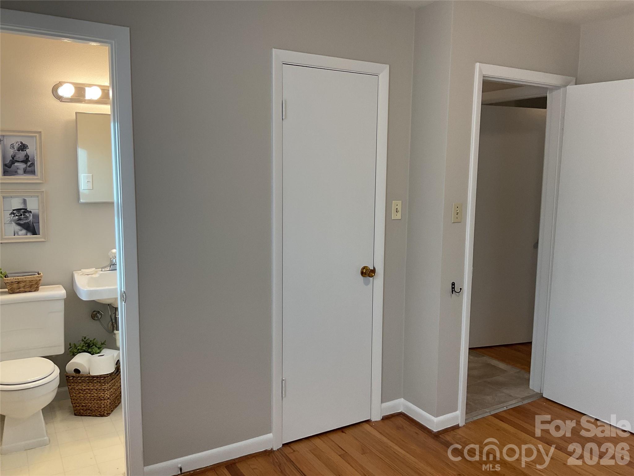 2132 14th Avenue Drive NE