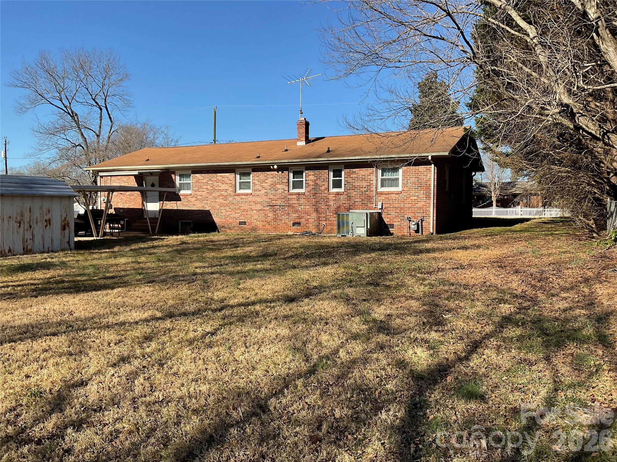 2132 14th Avenue Drive NE