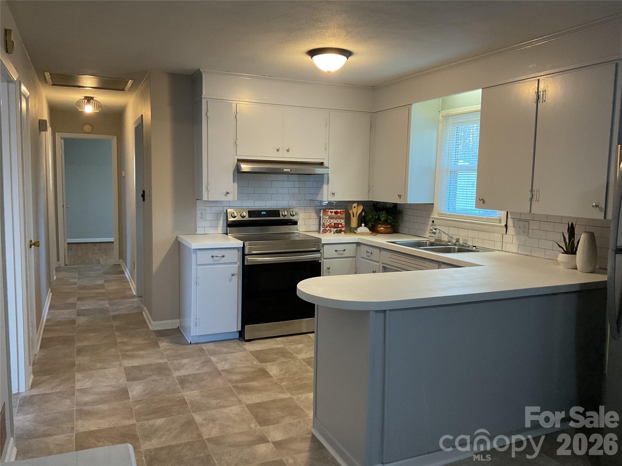 2132 14th Avenue Drive NE