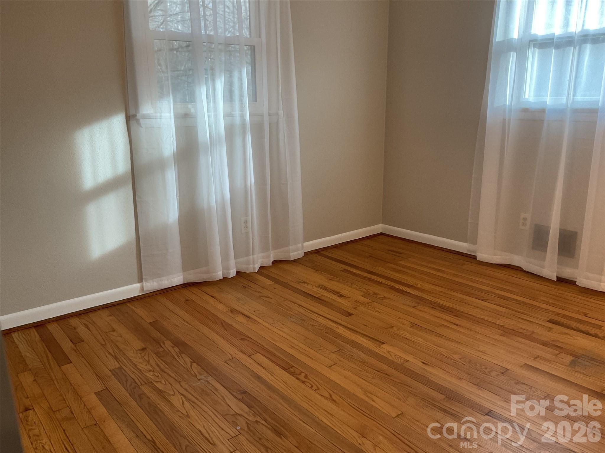 2132 14th Avenue Drive NE