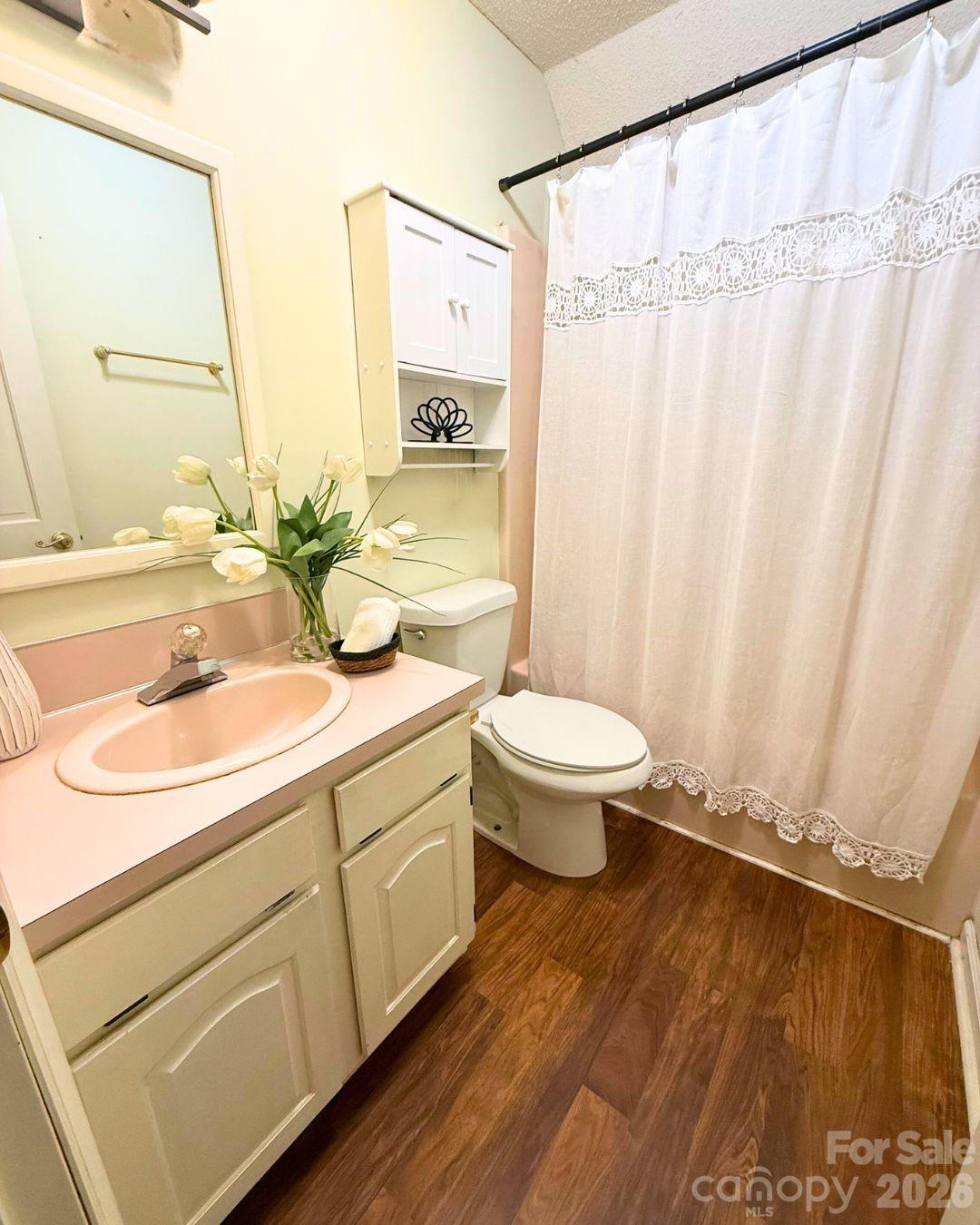 5969 Gold Creek Estate Drive