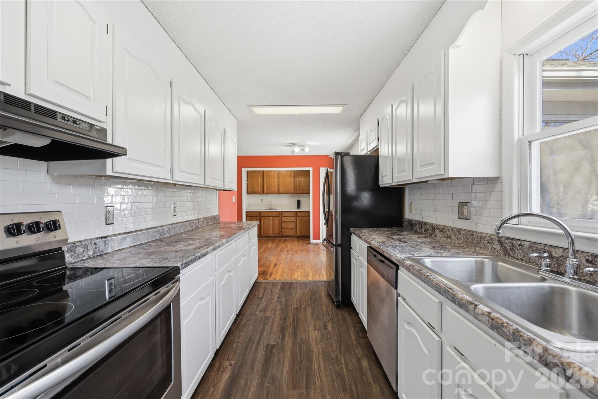 5969 Gold Creek Estate Drive