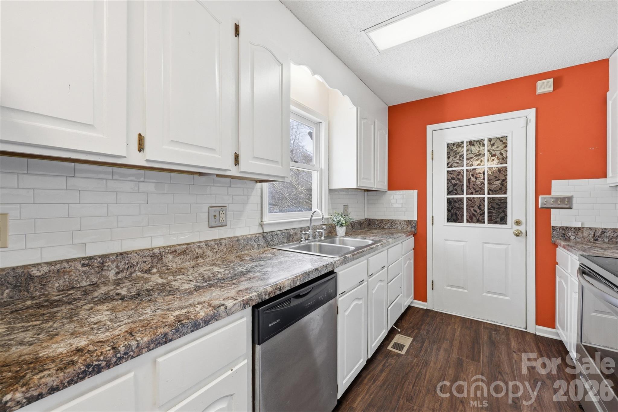 5969 Gold Creek Estate Drive