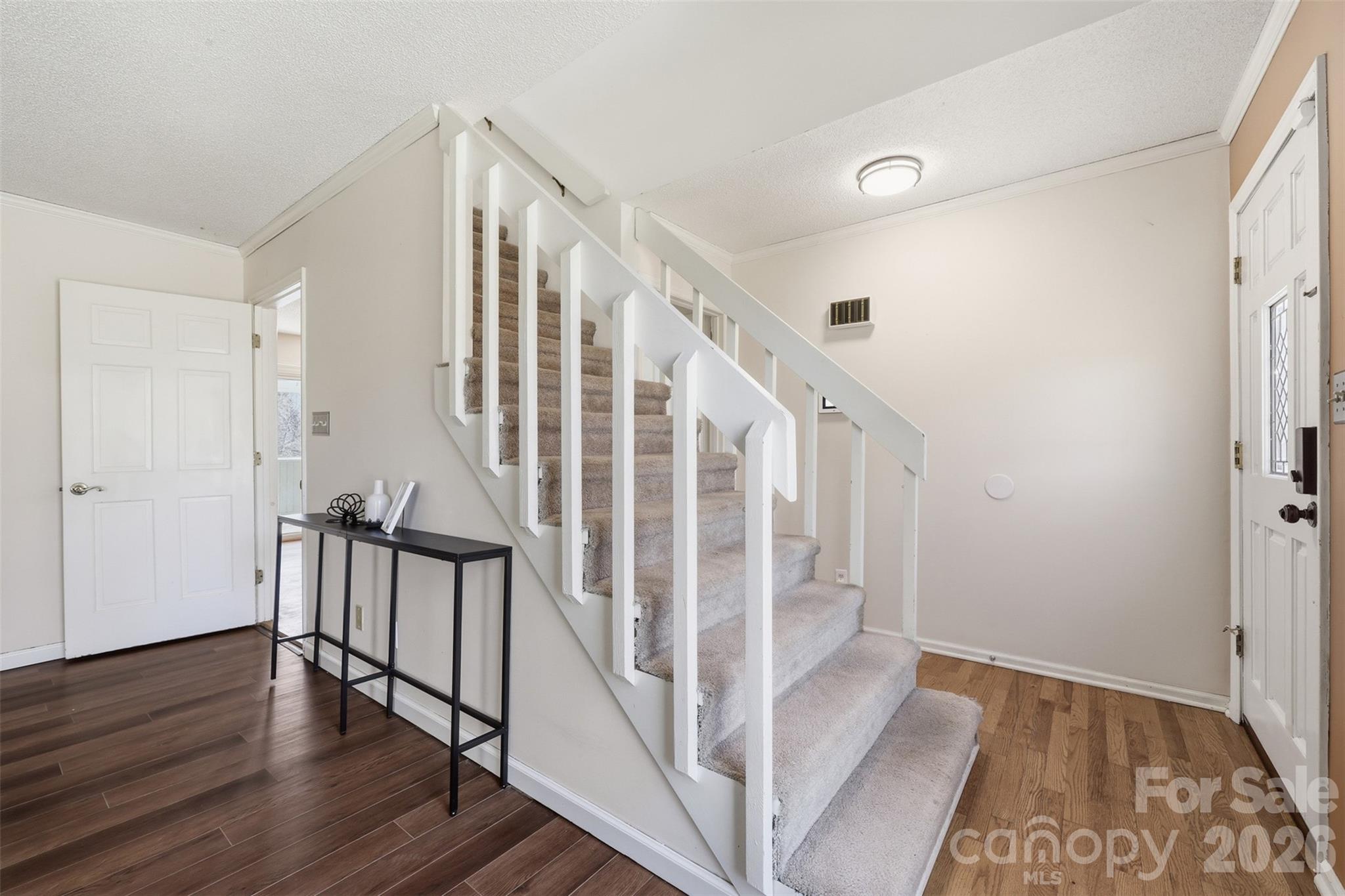 5969 Gold Creek Estate Drive