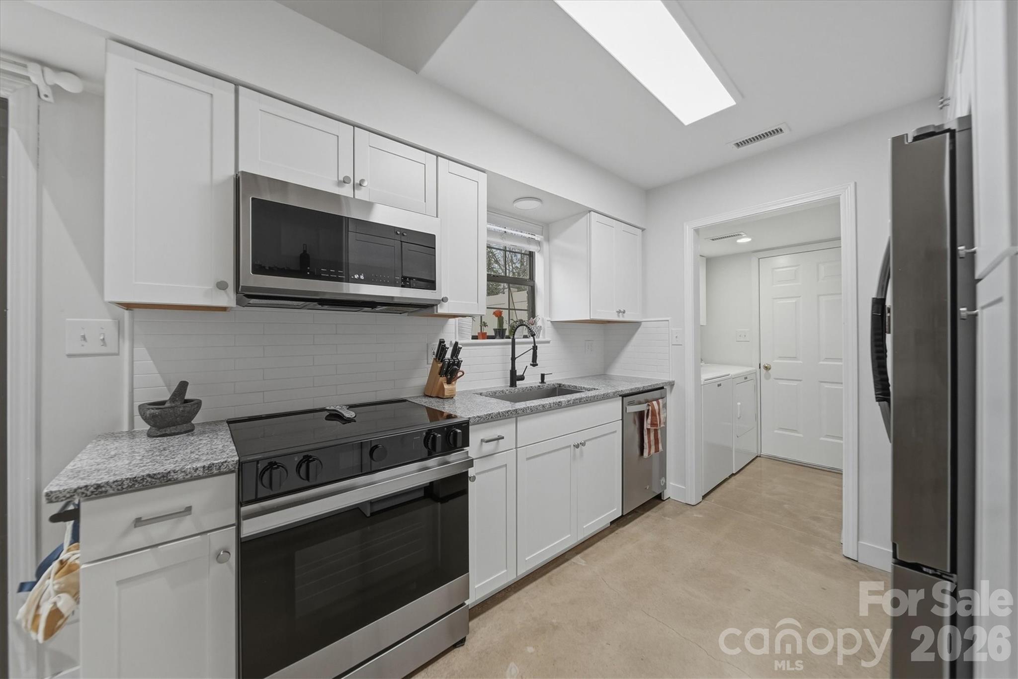 1658 20th Avenue Court NE