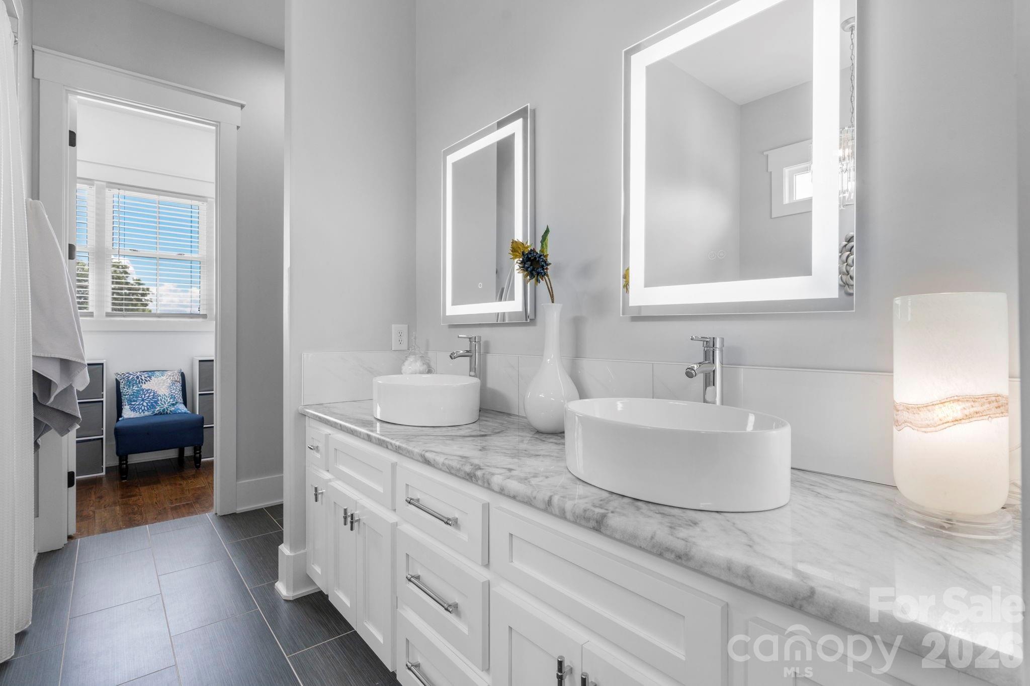 5780 W Hwy 10 Highway