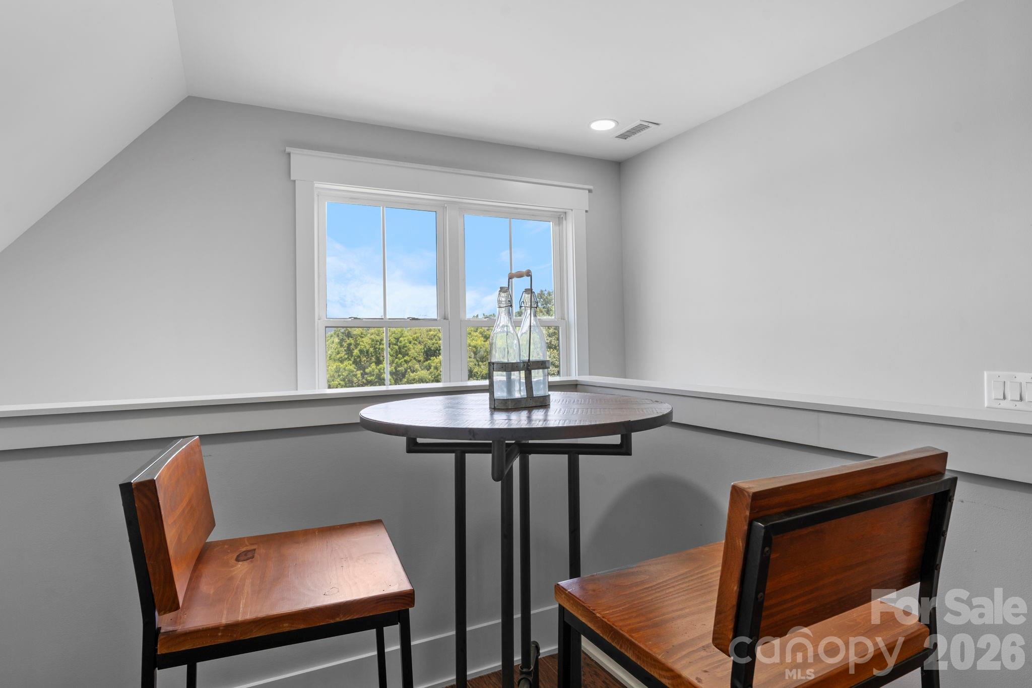 5780 W Hwy 10 Highway