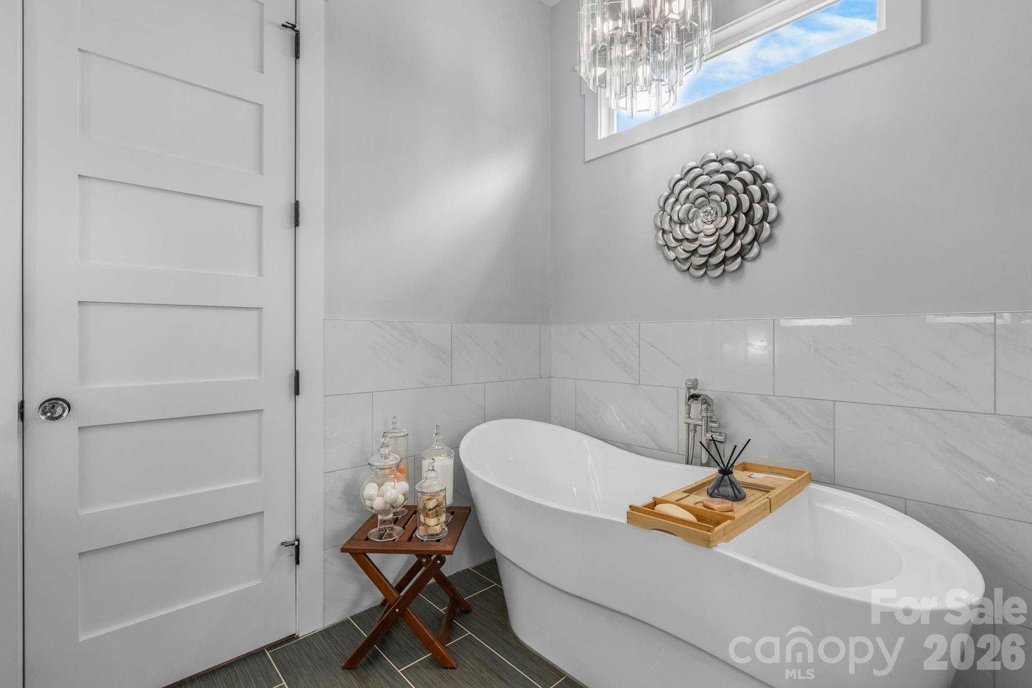 5780 W Hwy 10 Highway