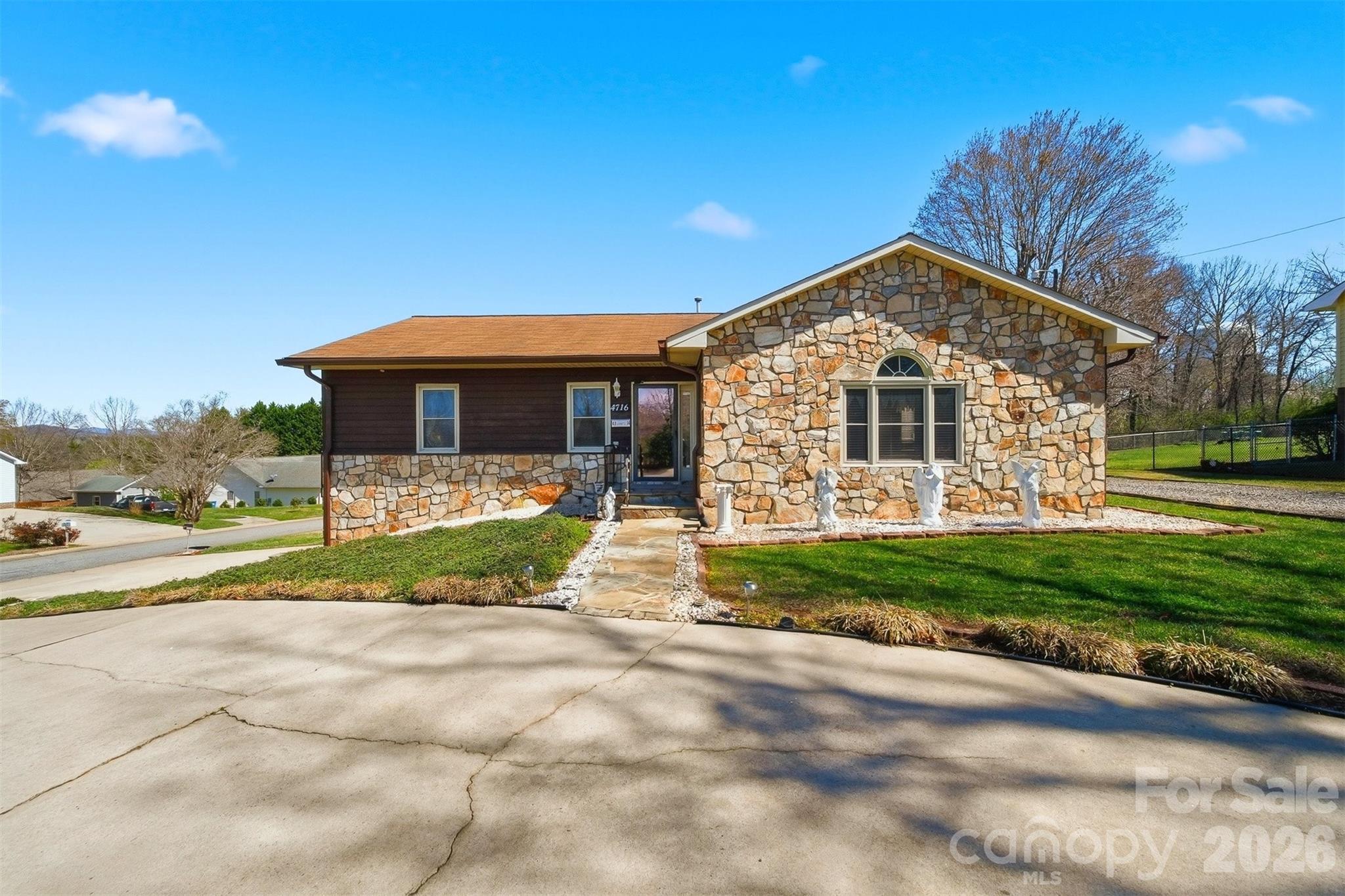 4716 Bert Huffman Drive