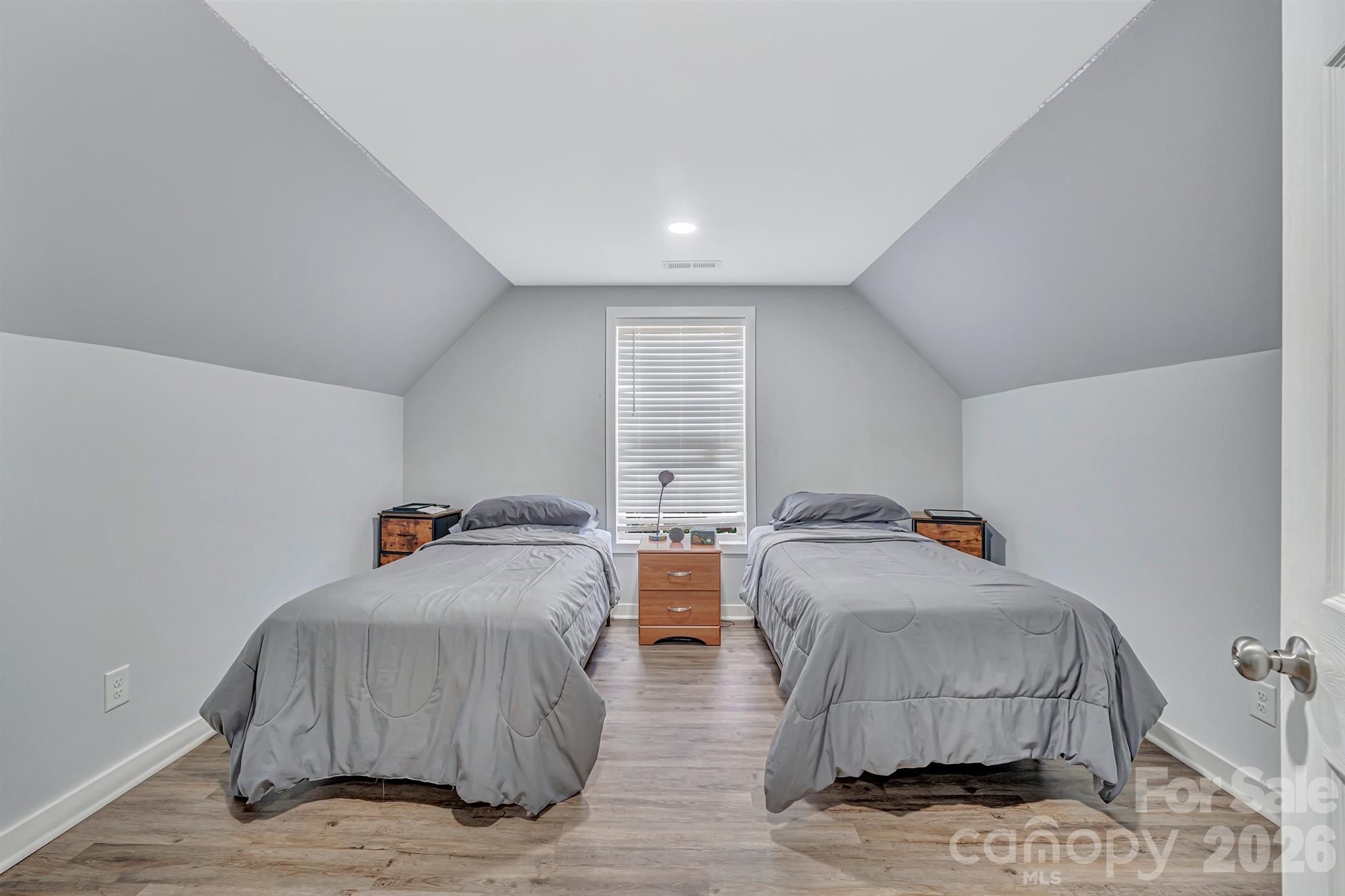 2538 Southside Road