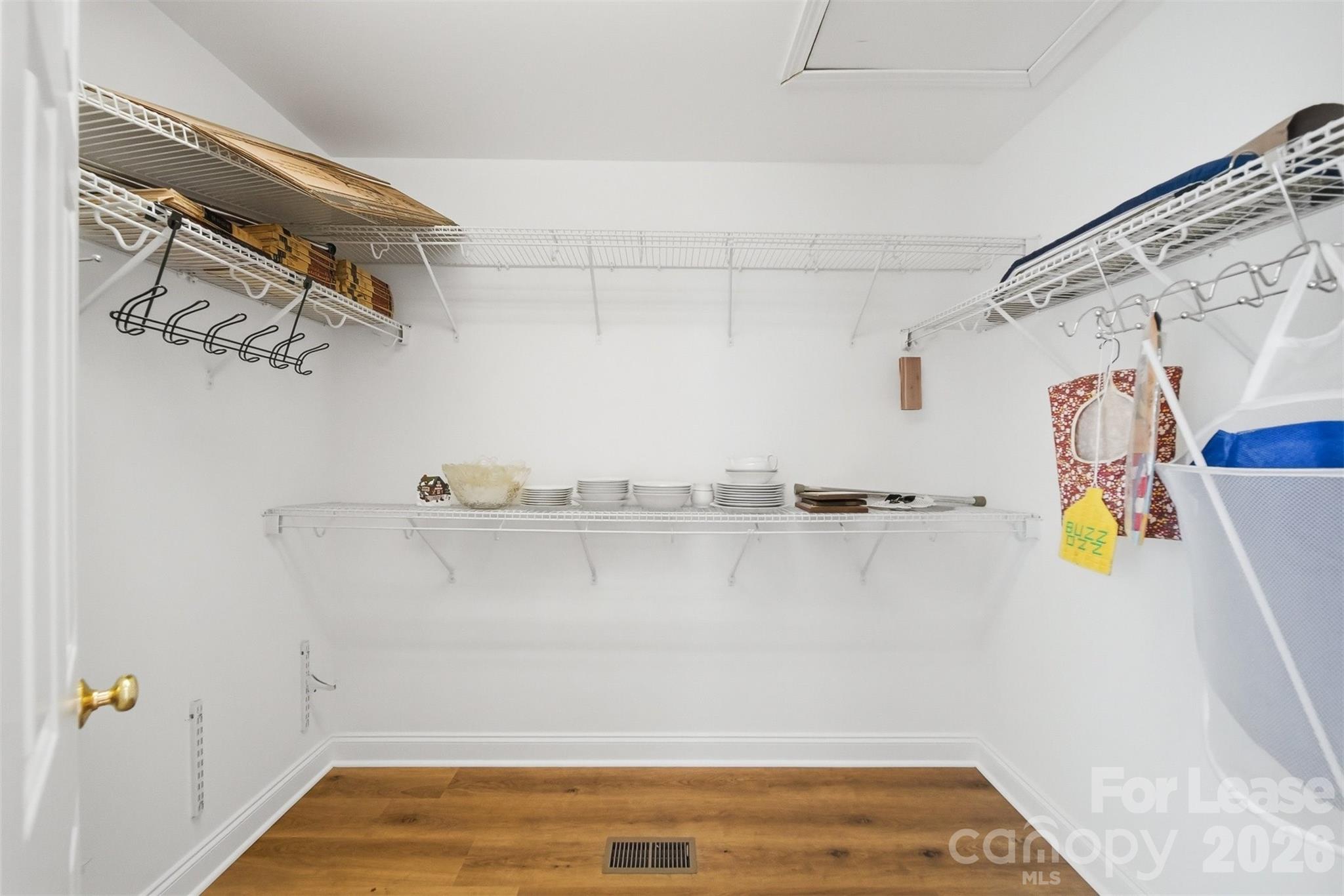 1835 Terrain Drive NW