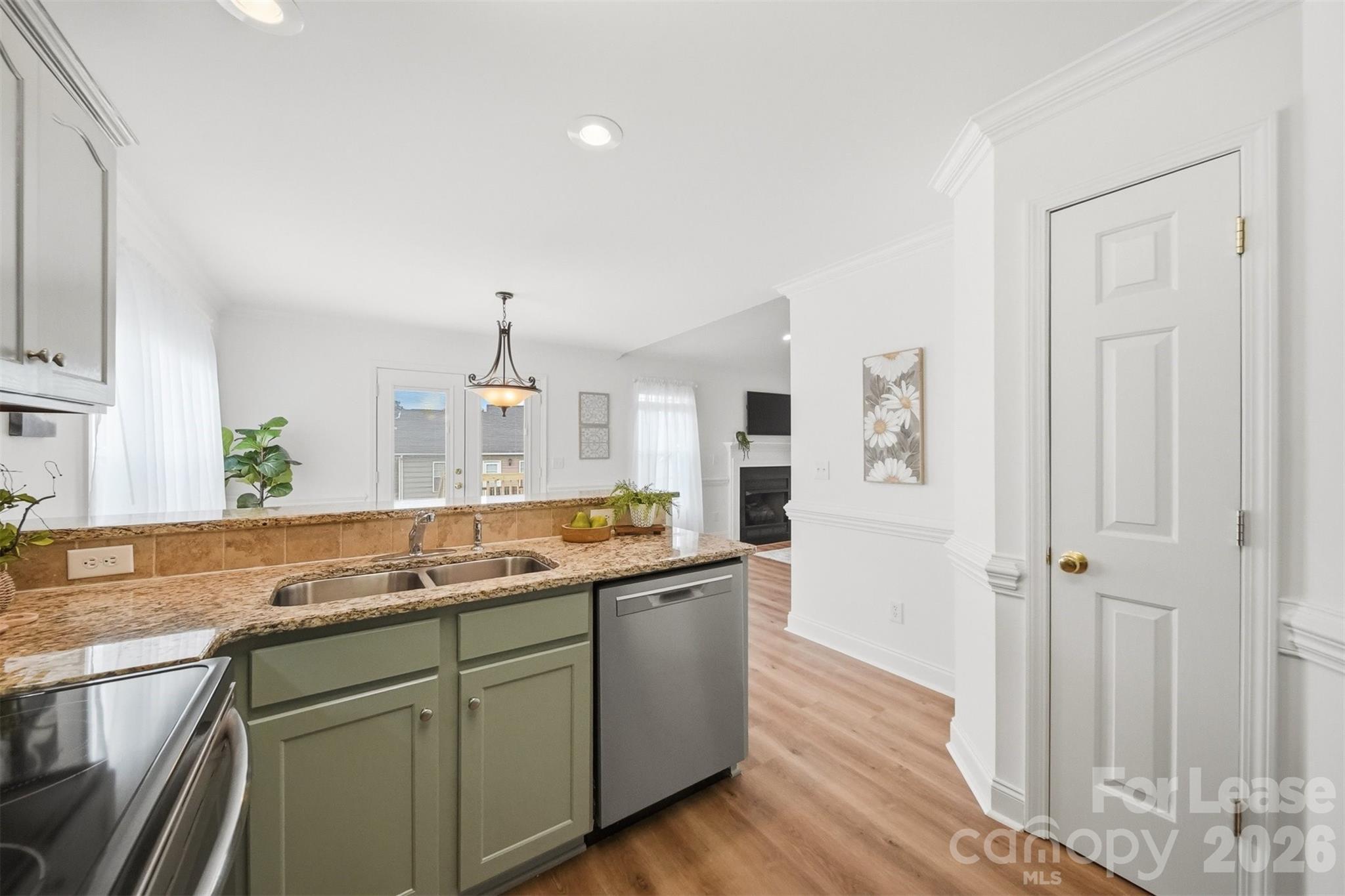 1835 Terrain Drive NW