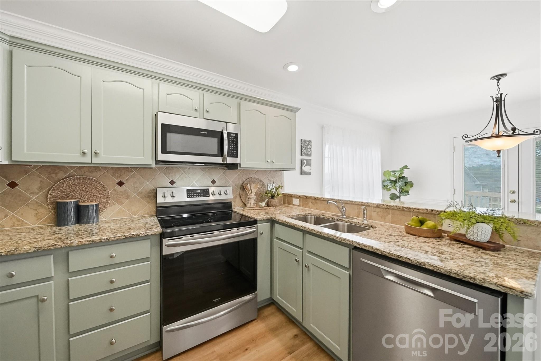 1835 Terrain Drive NW