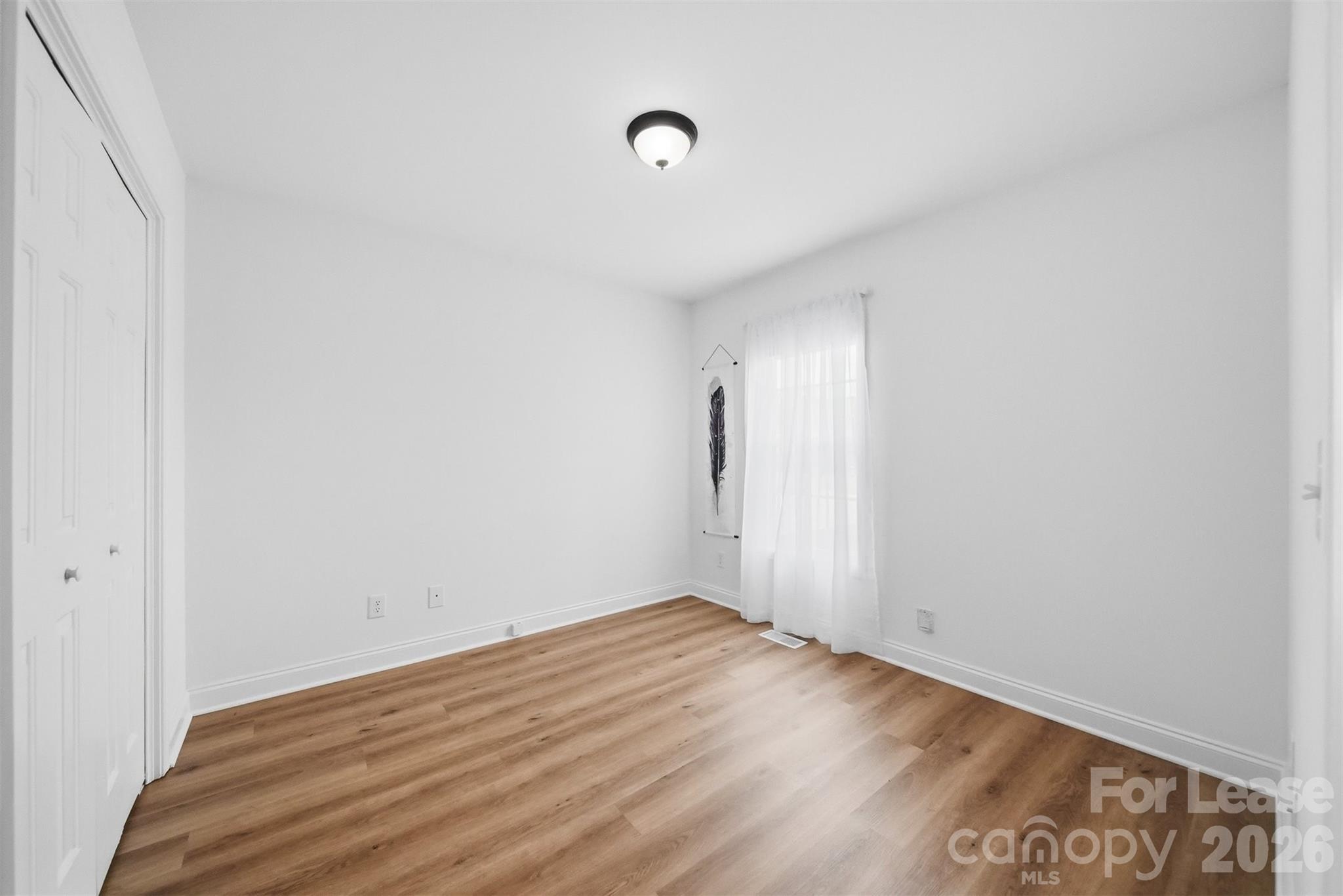 1835 Terrain Drive NW