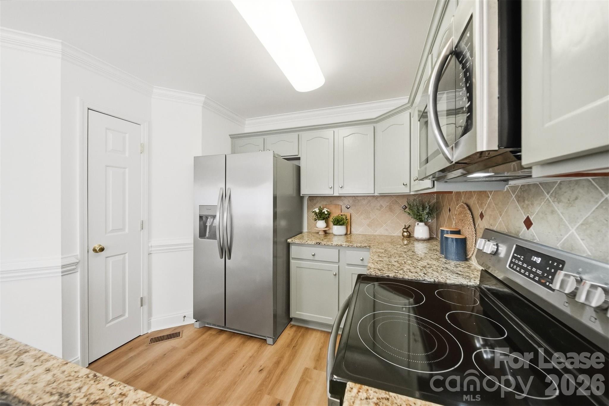 1835 Terrain Drive NW