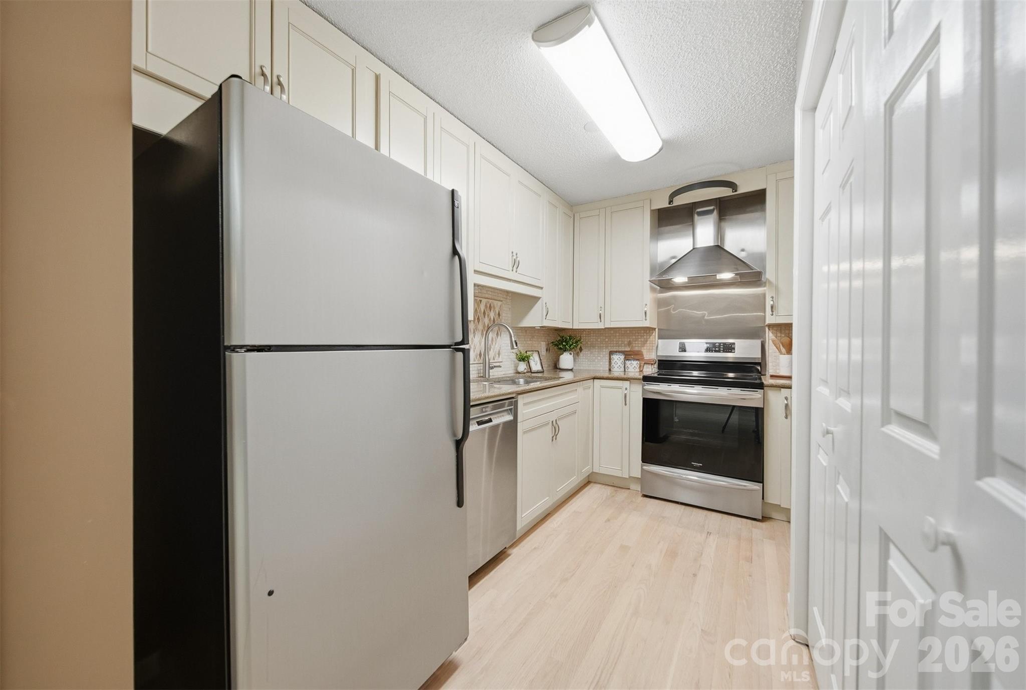 2200 6th Street NW Unit: 3A