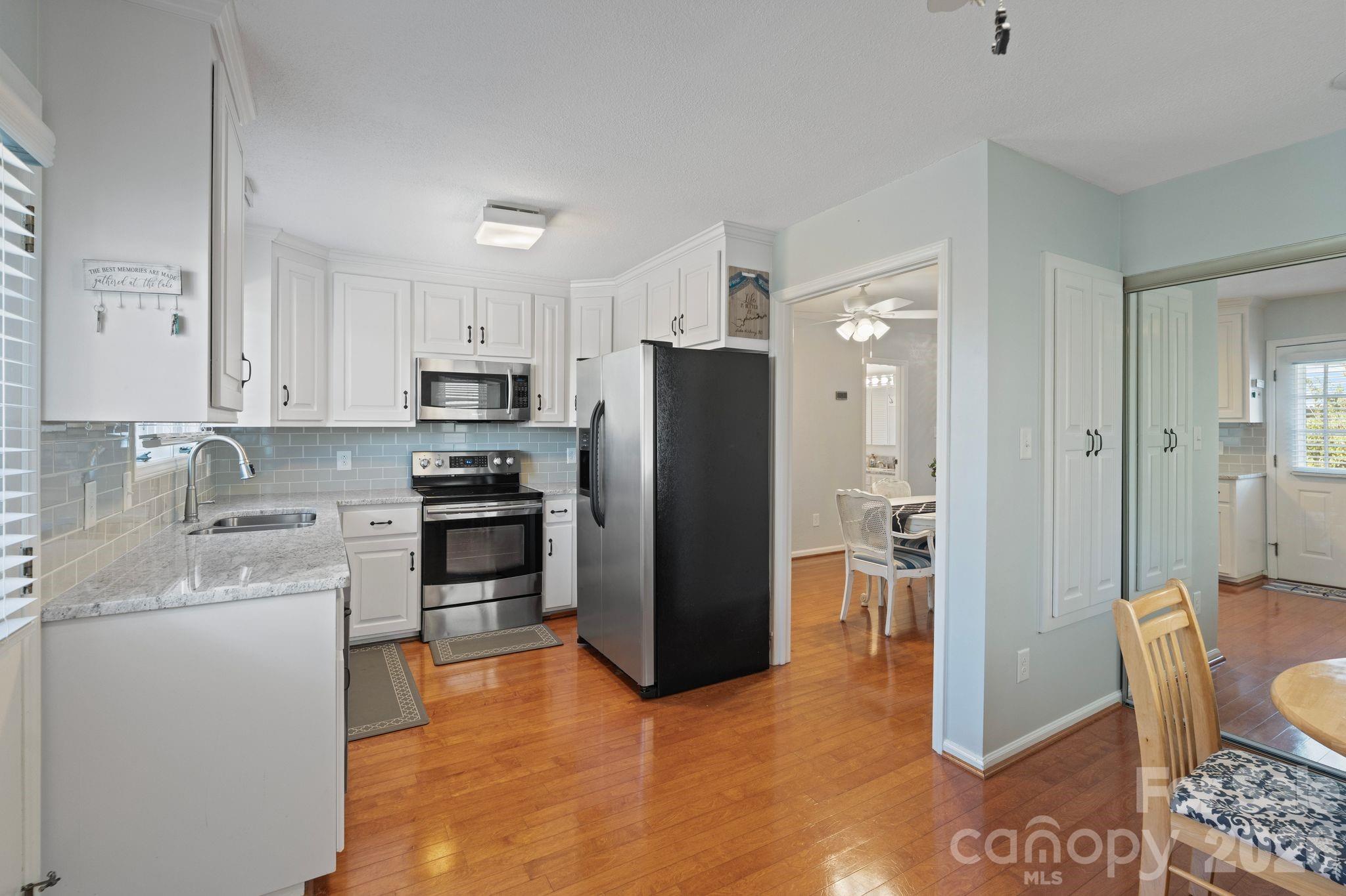 6234 Ruffin Lane
