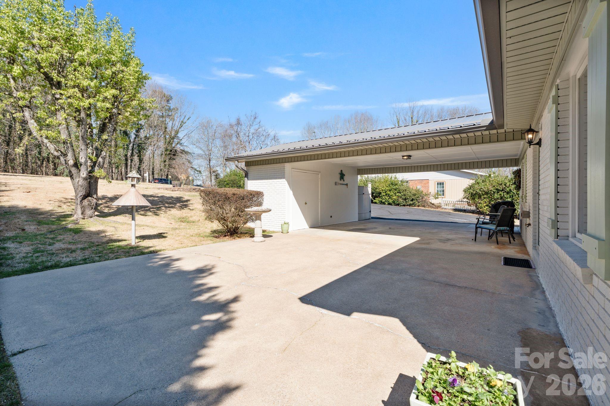 6234 Ruffin Lane