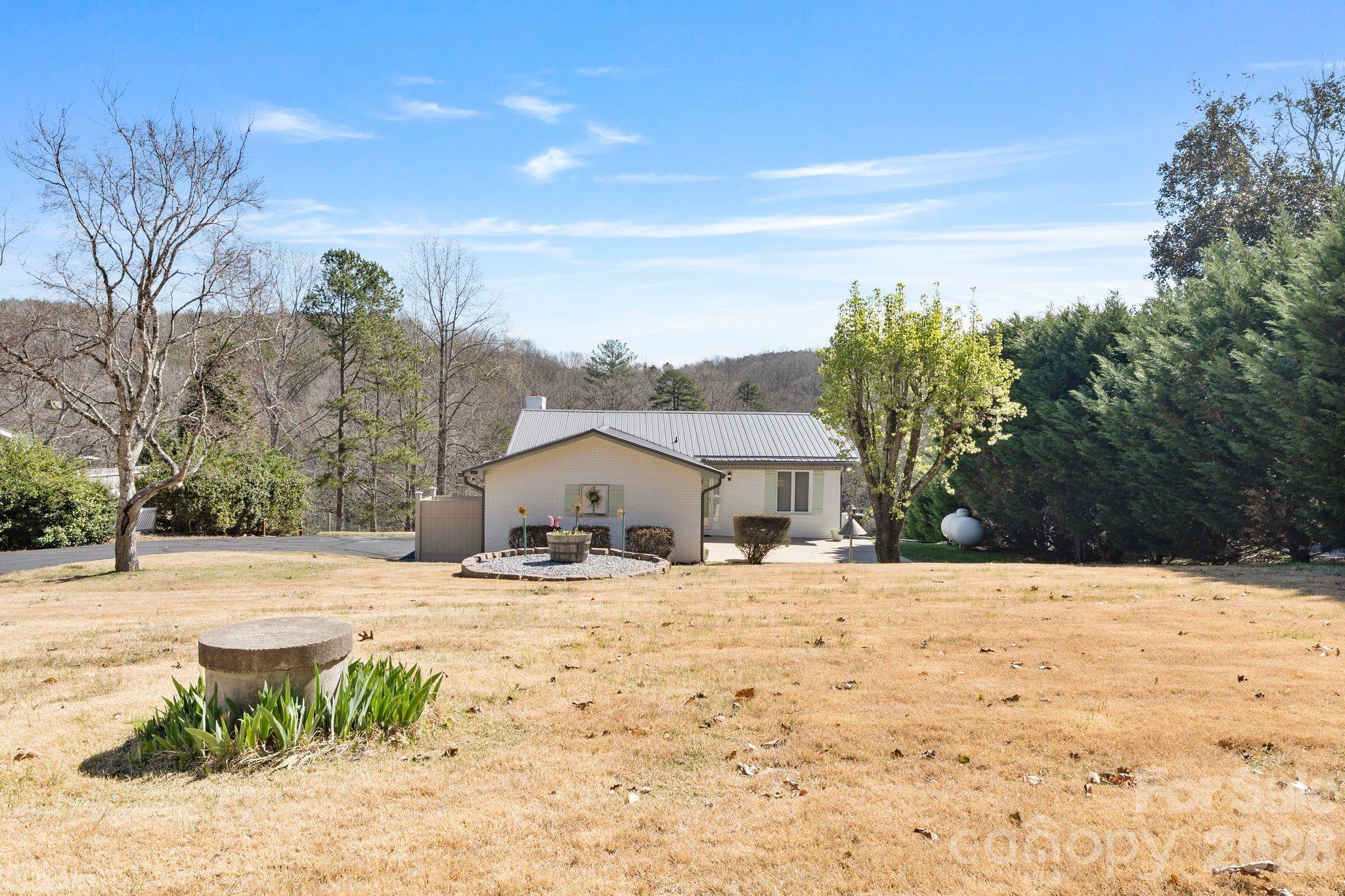 6234 Ruffin Lane