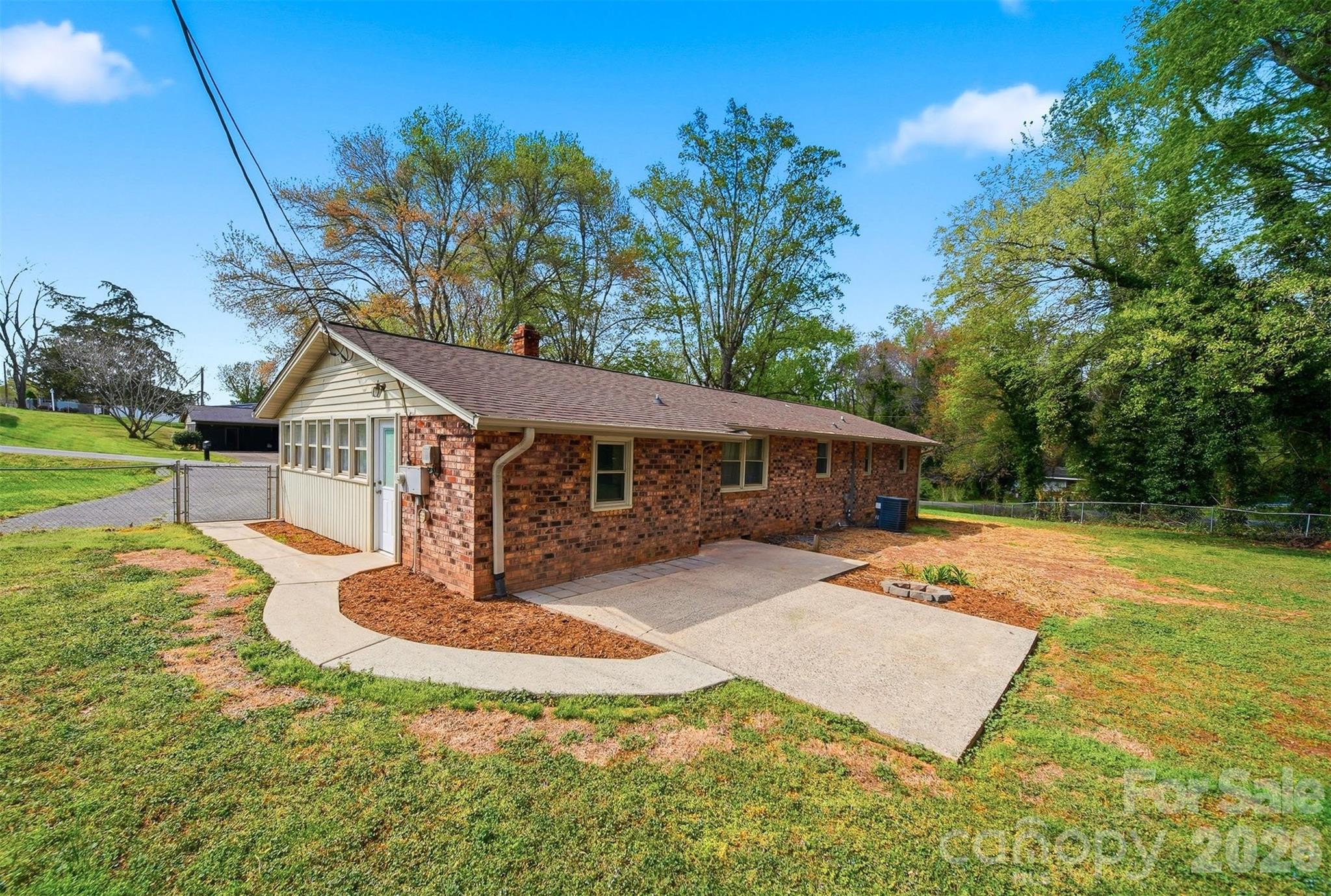 3244 25th Street Court NE