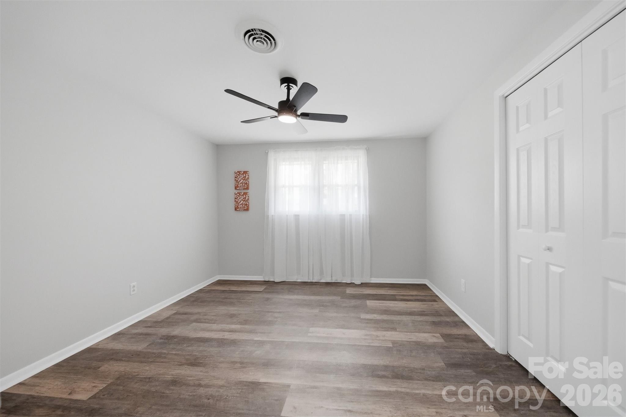 3244 25th Street Court NE