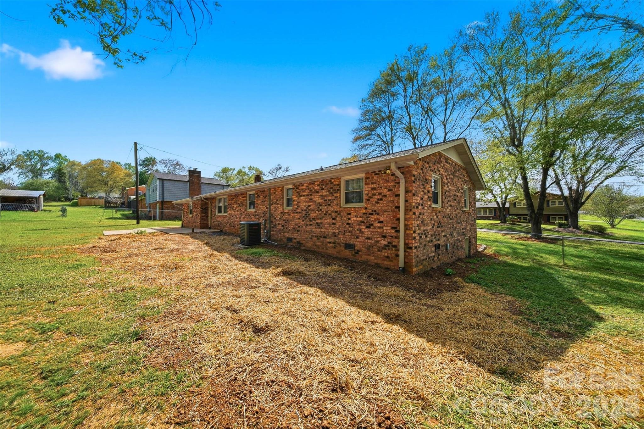 3244 25th Street Court NE