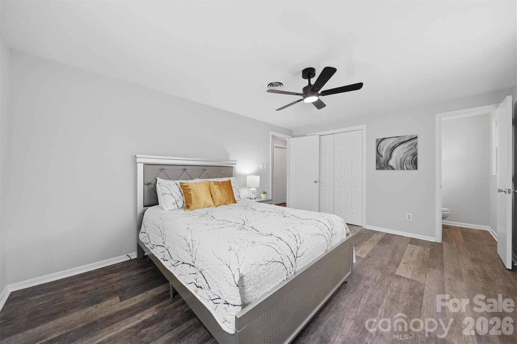 3244 25th Street Court NE