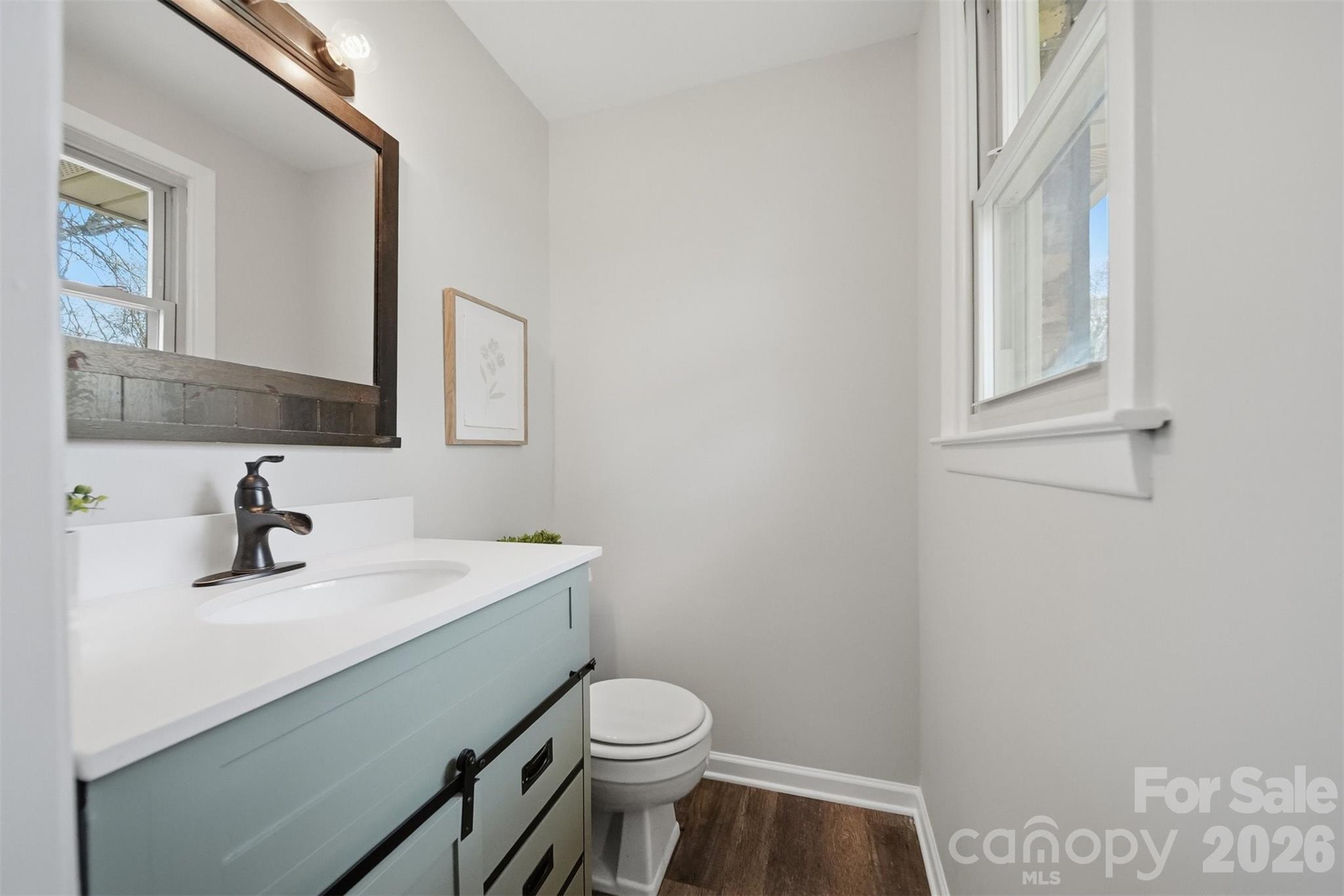 3244 25th Street Court NE