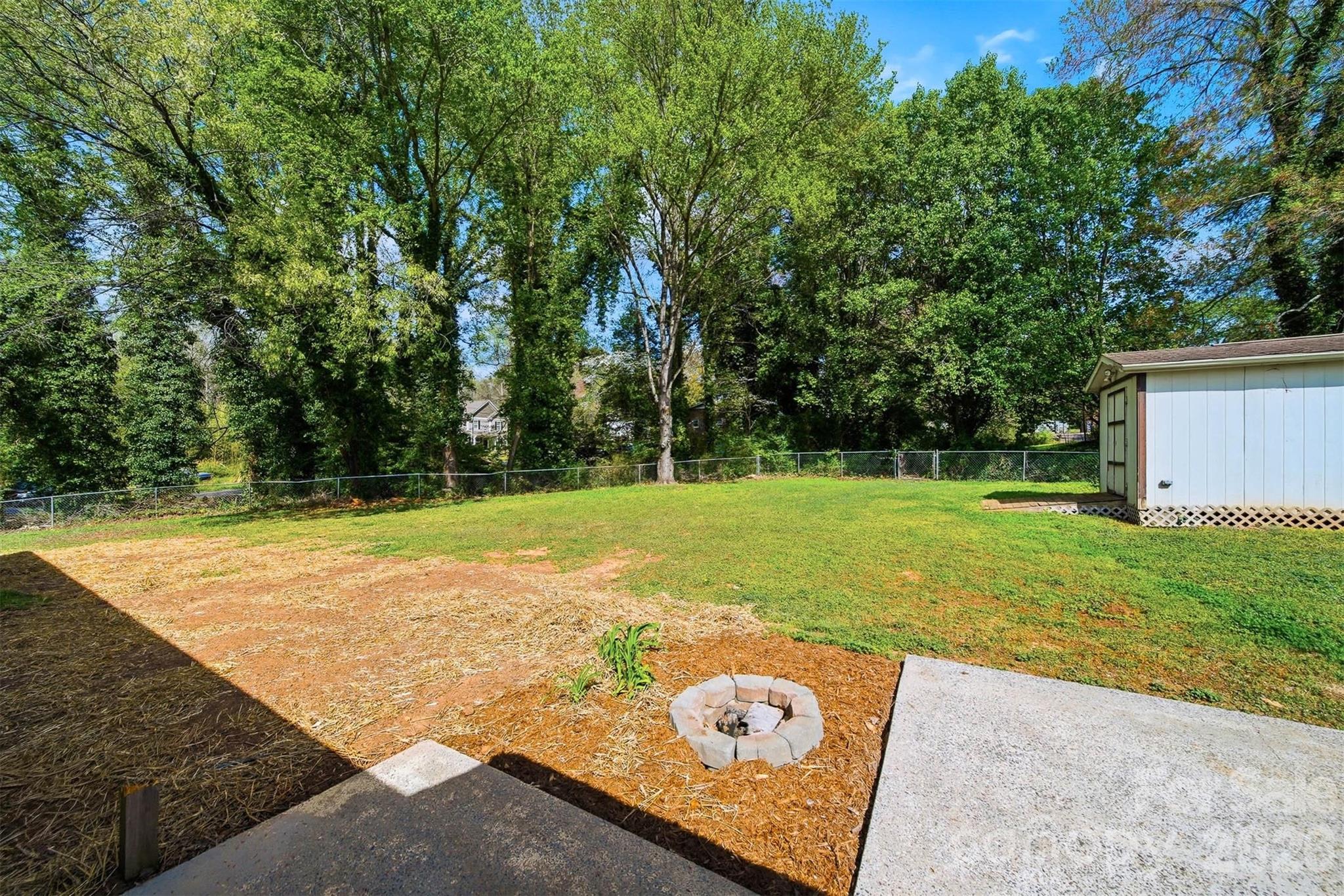 3244 25th Street Court NE