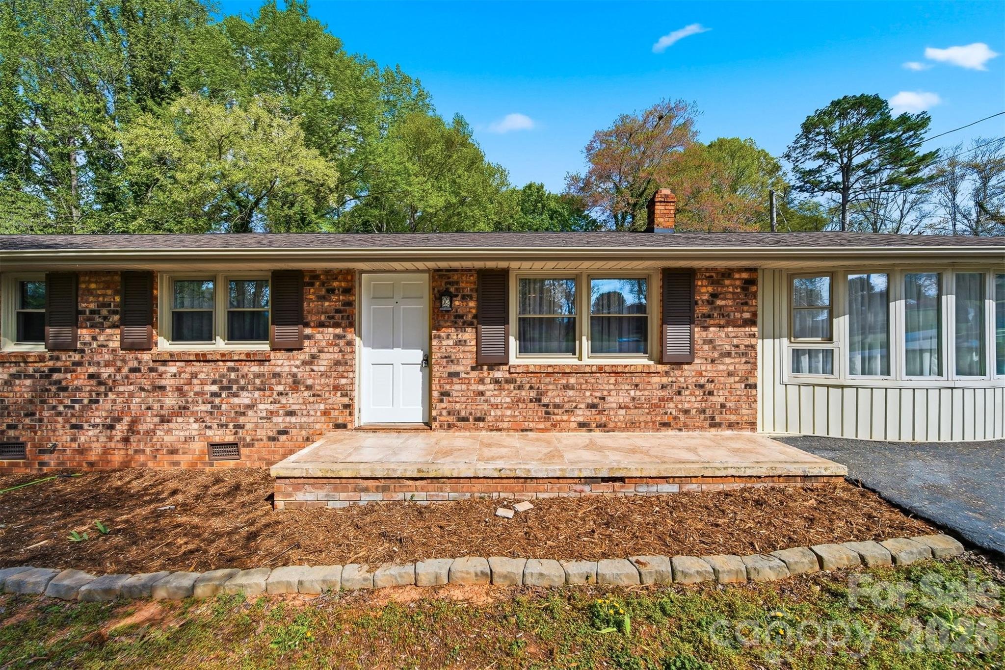 3244 25th Street Court NE