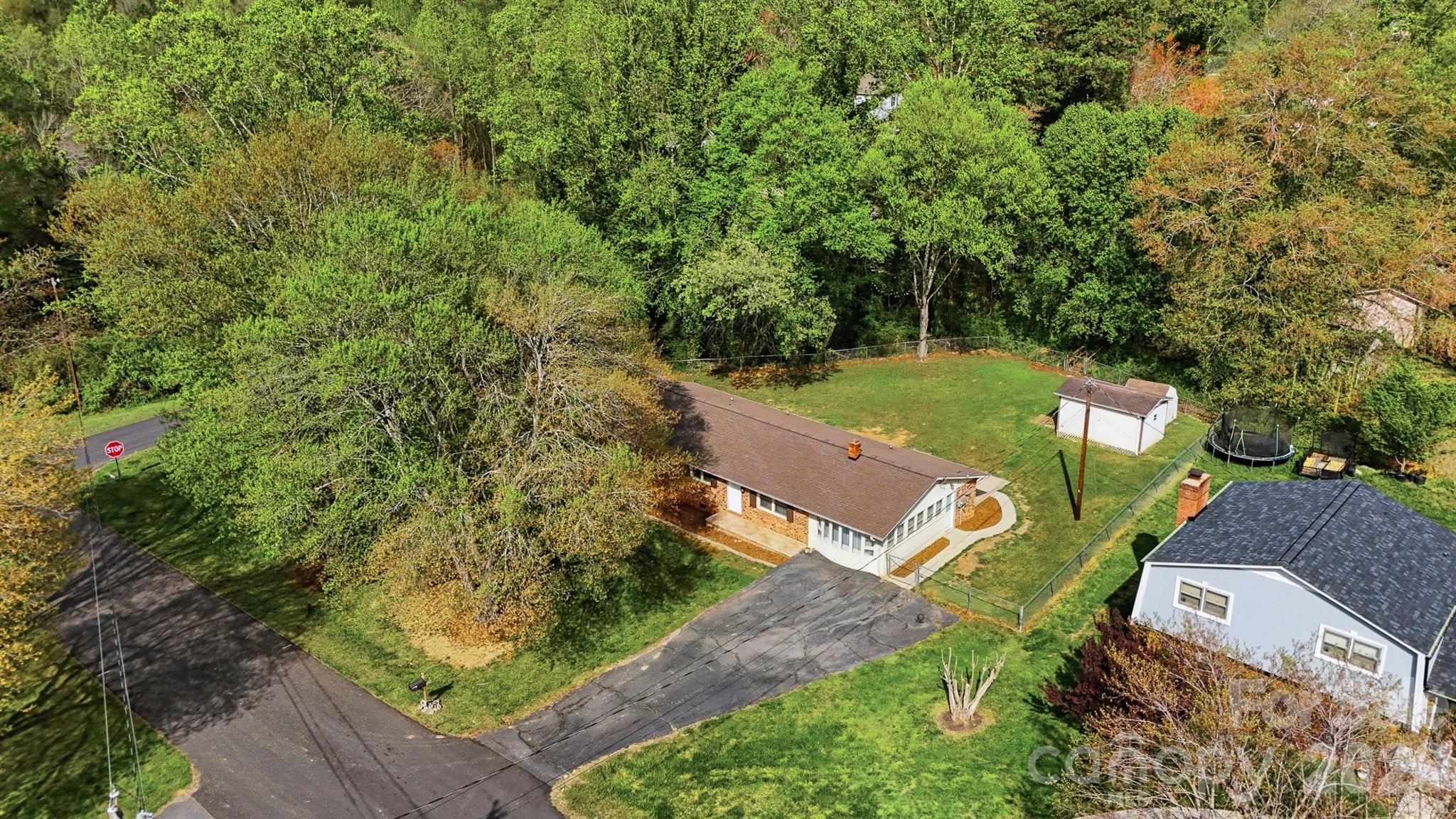 3244 25th Street Court NE