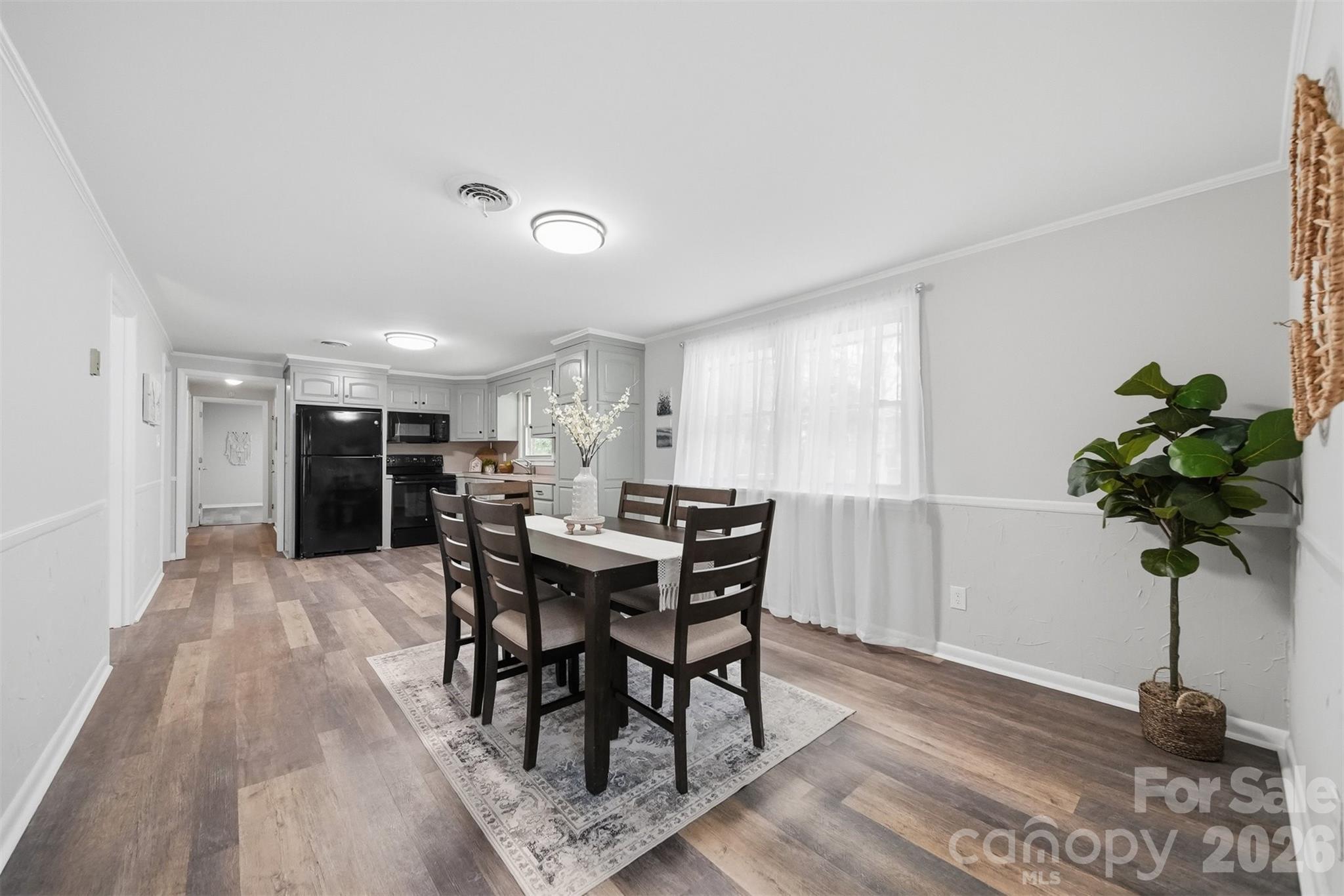 3244 25th Street Court NE