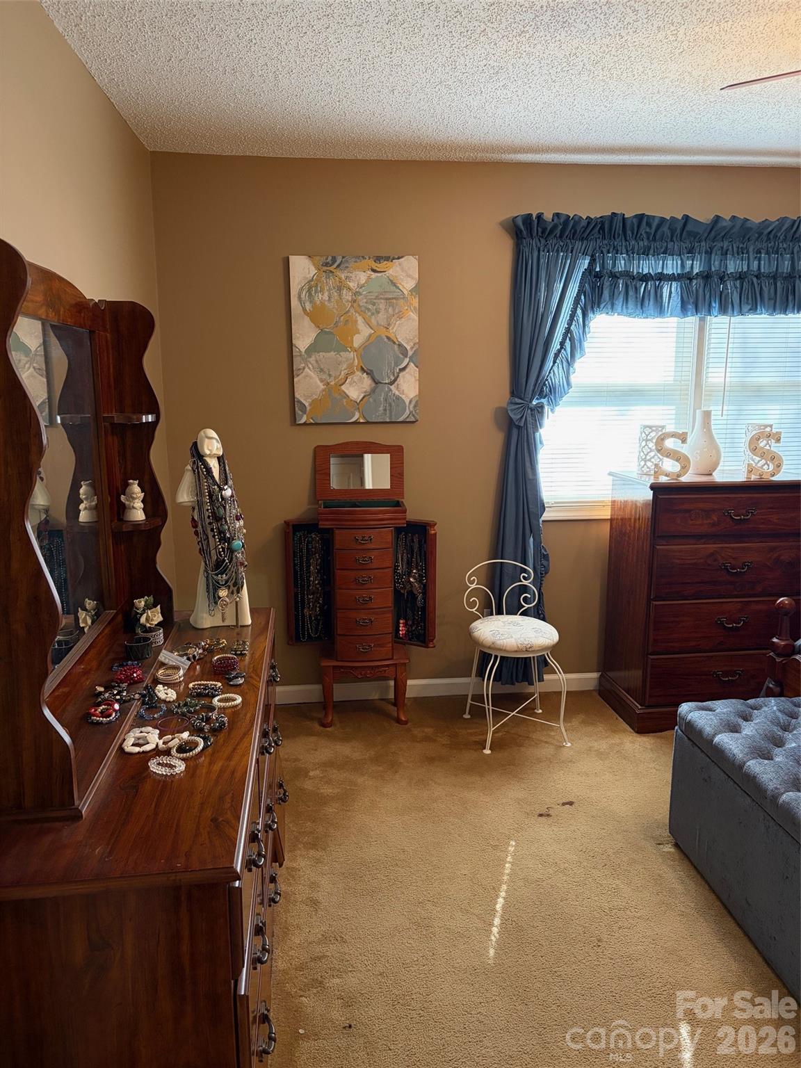 605 8th Avenue SW Unit: D5