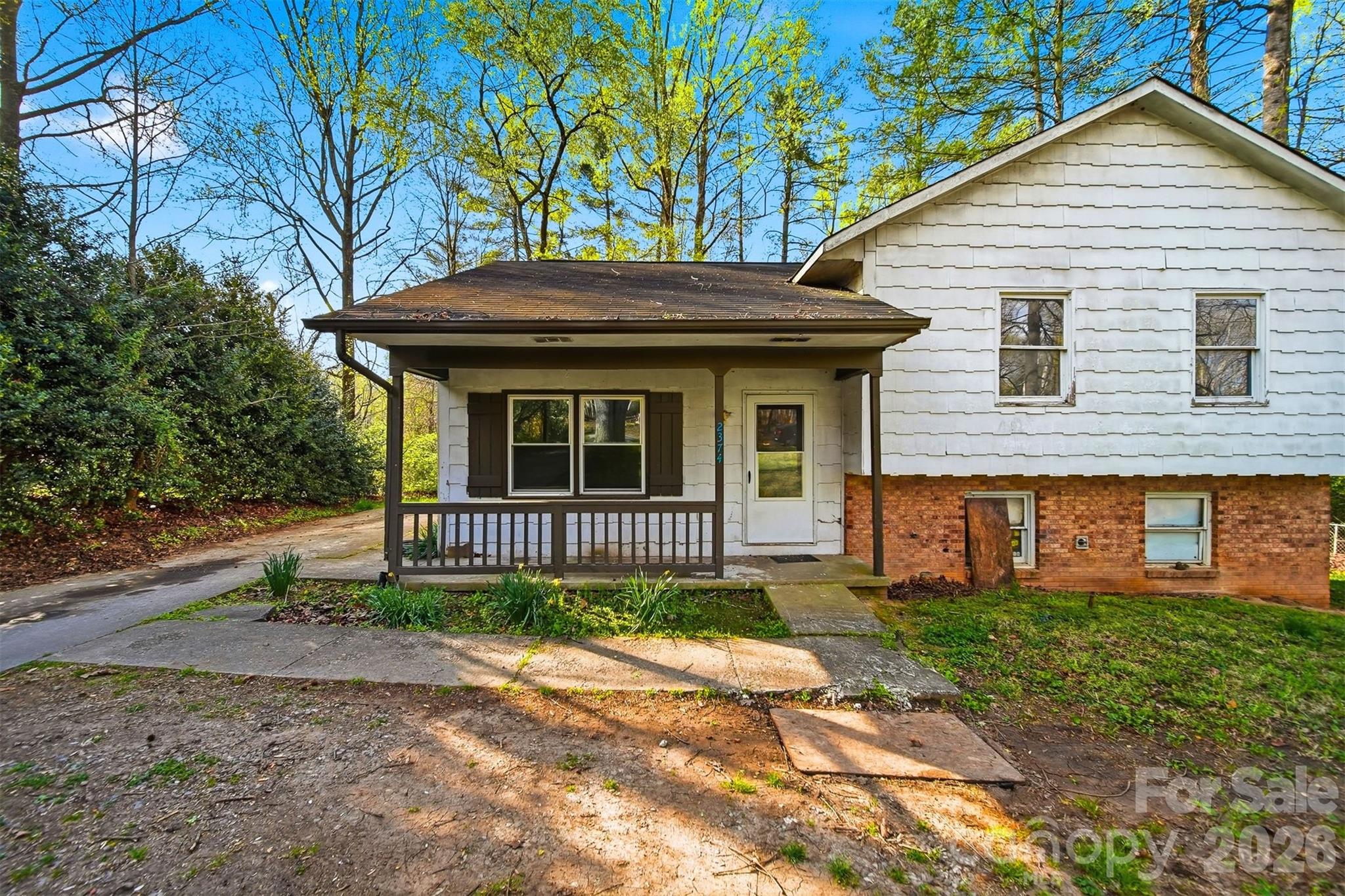 2374 Gingercake Court