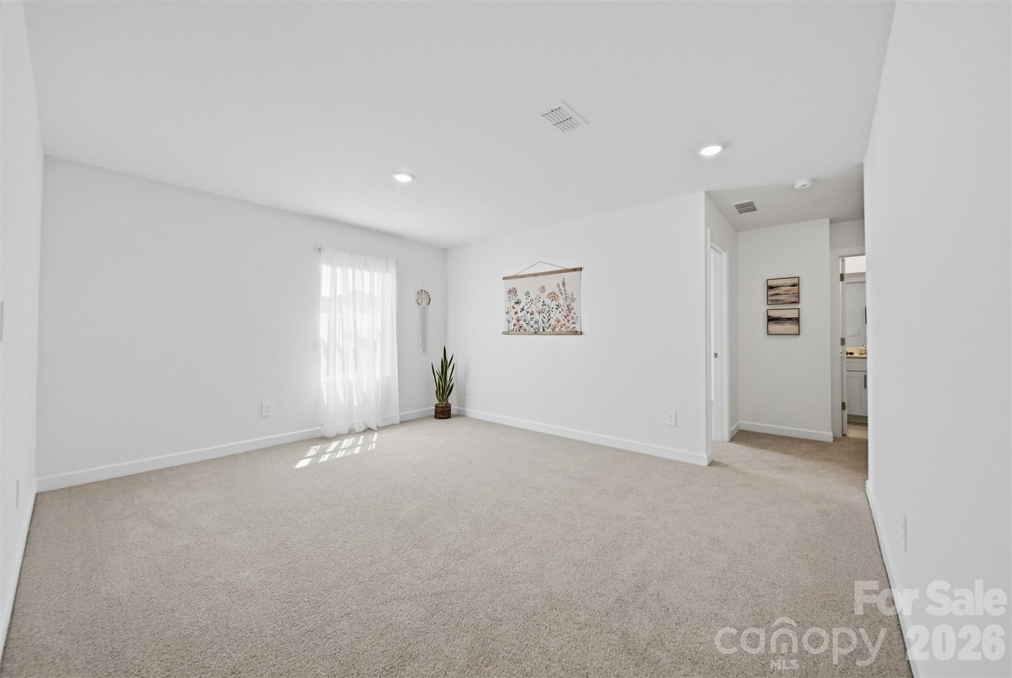 2076 Sunflower Circle