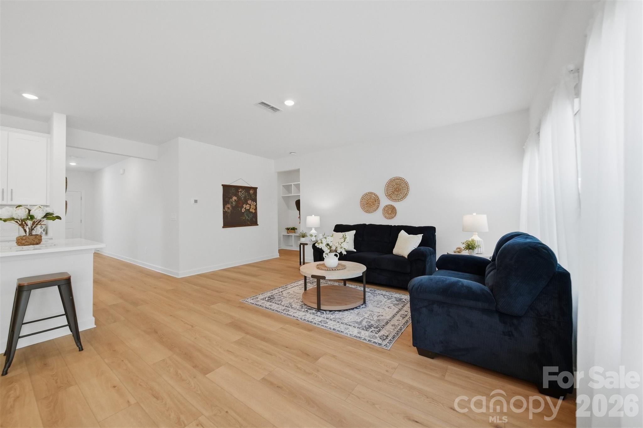 2076 Sunflower Circle