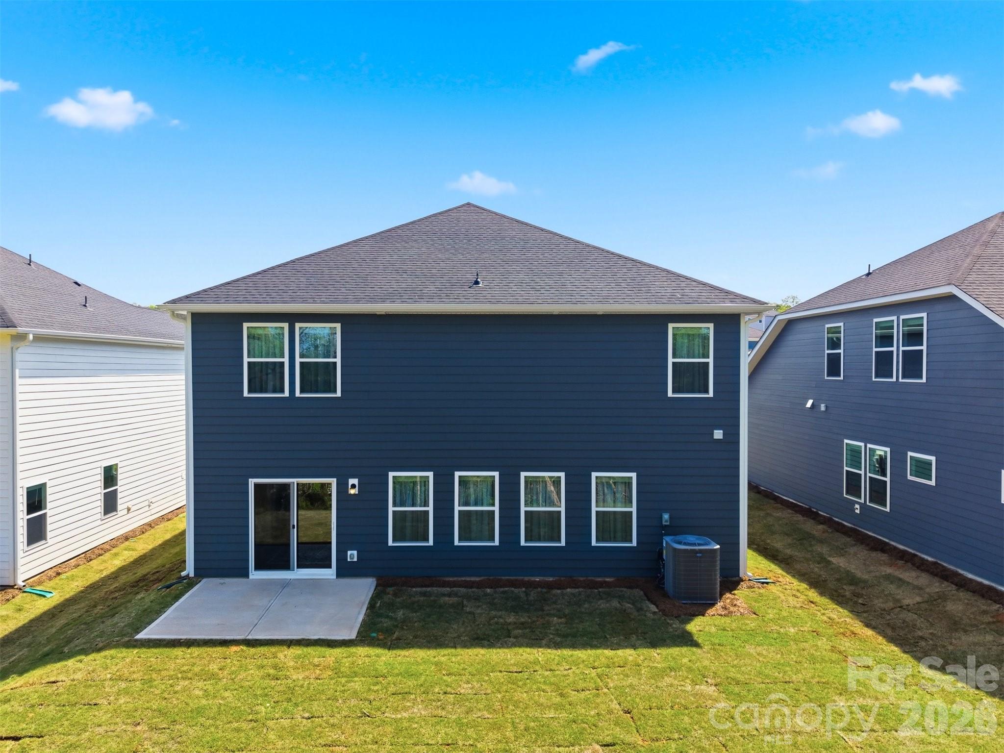 2076 Sunflower Circle