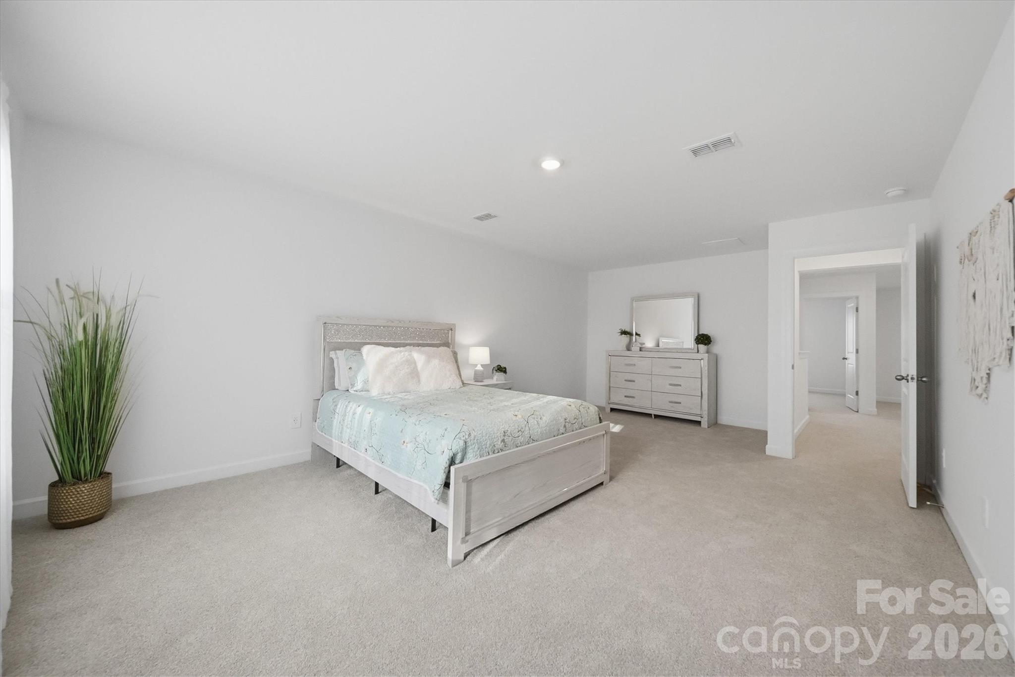 2076 Sunflower Circle