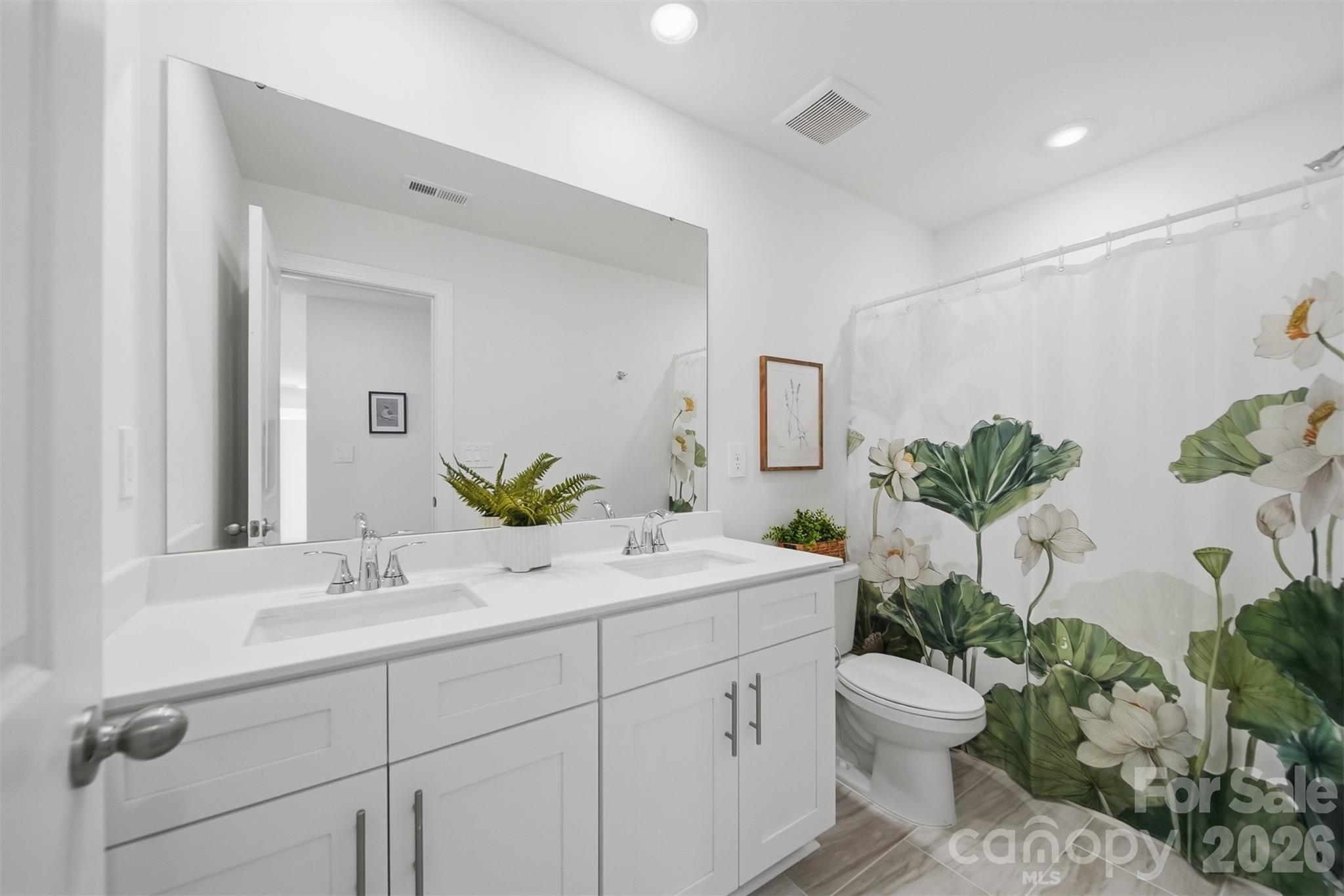 2076 Sunflower Circle