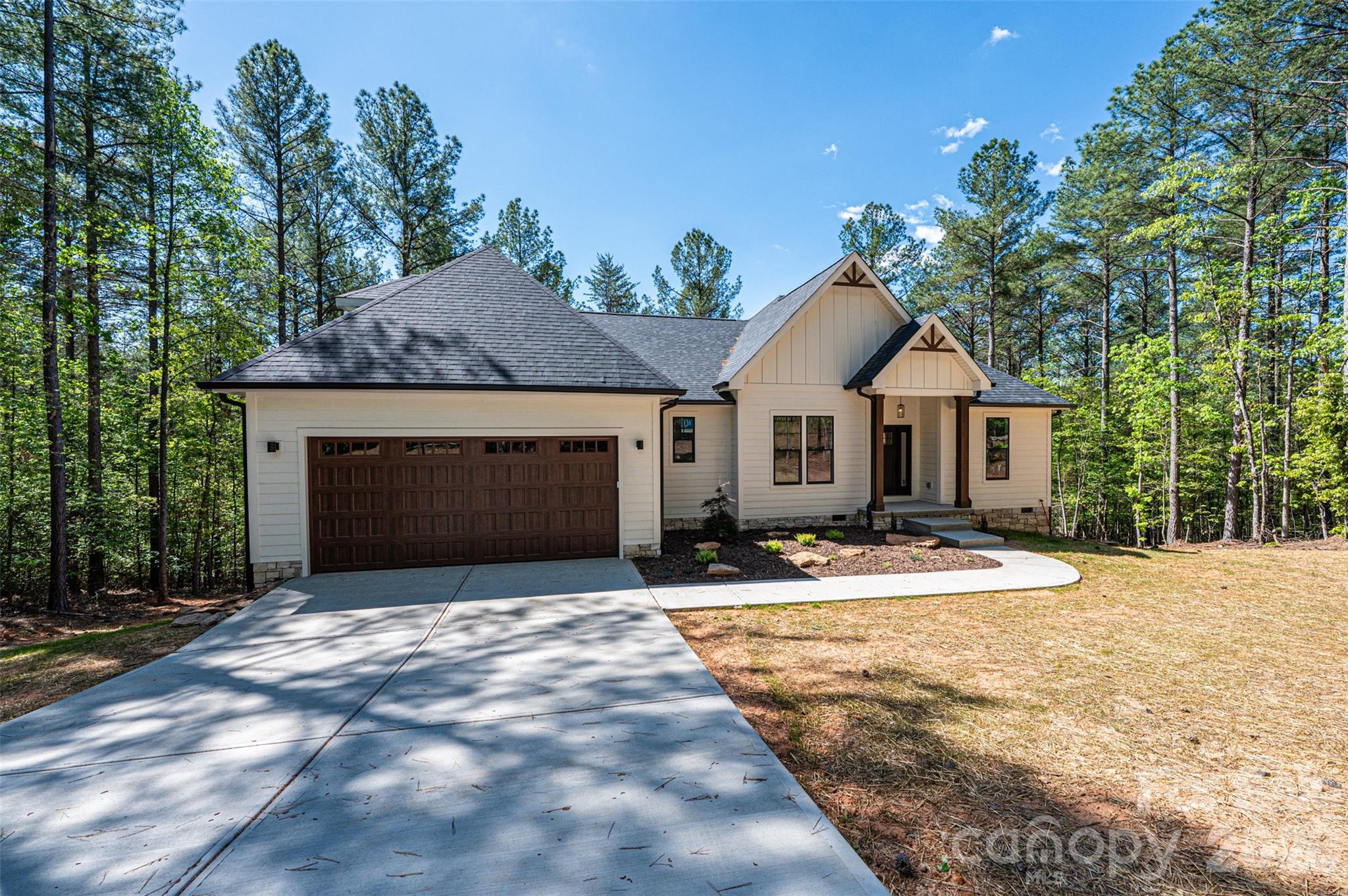 2157 Anchor Lane