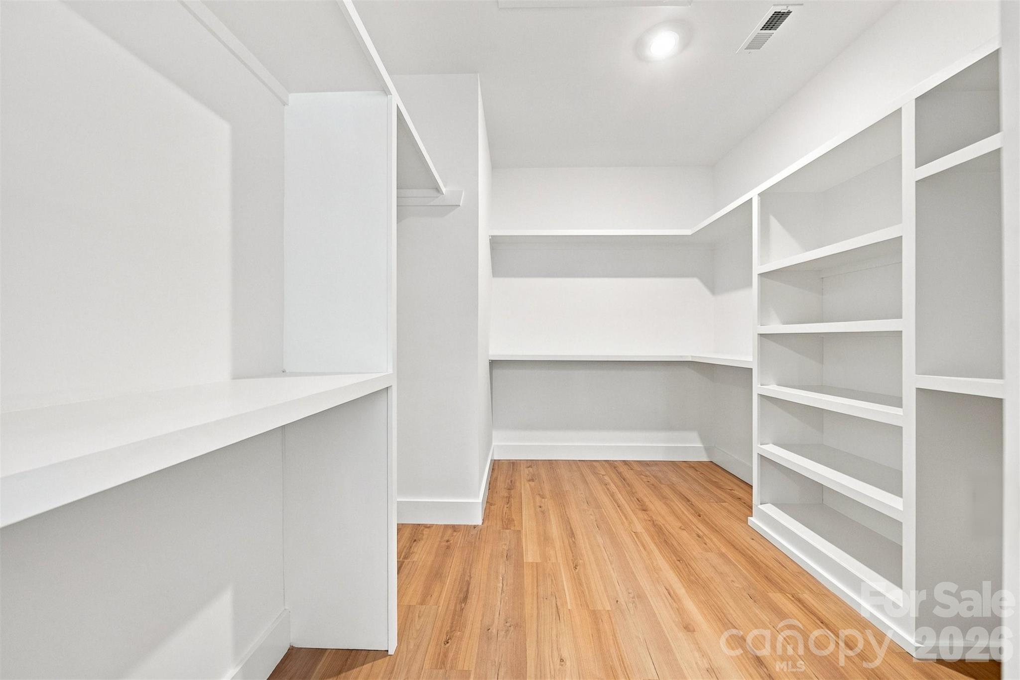 2157 Anchor Lane