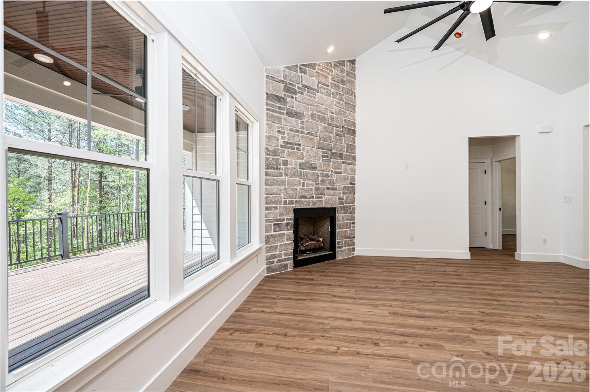 2157 Anchor Lane