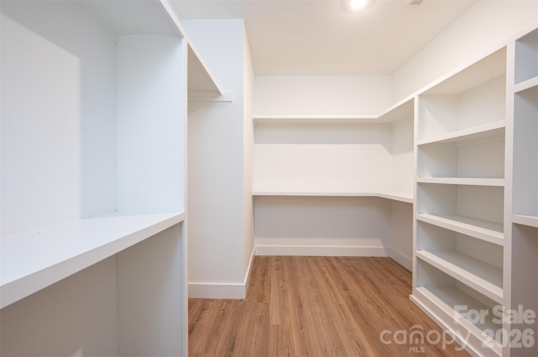 2157 Anchor Lane