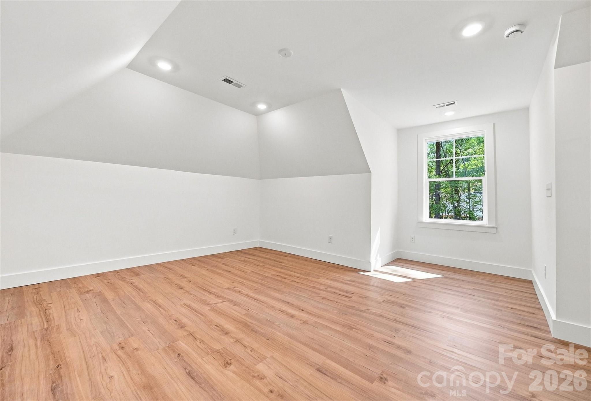 2157 Anchor Lane