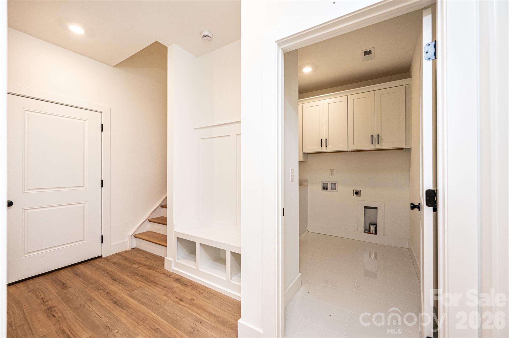 2157 Anchor Lane