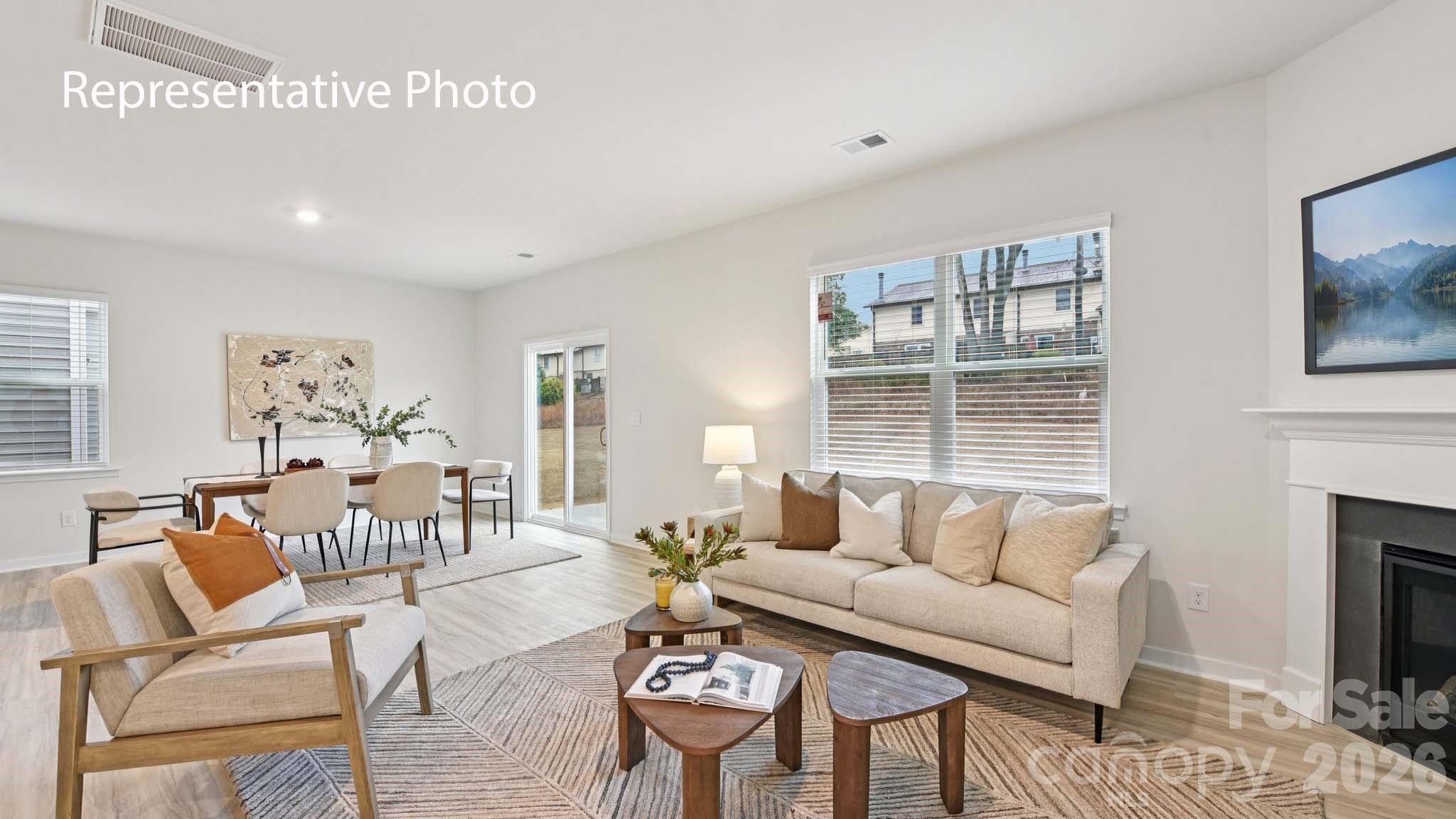 1439 Mammoth Road