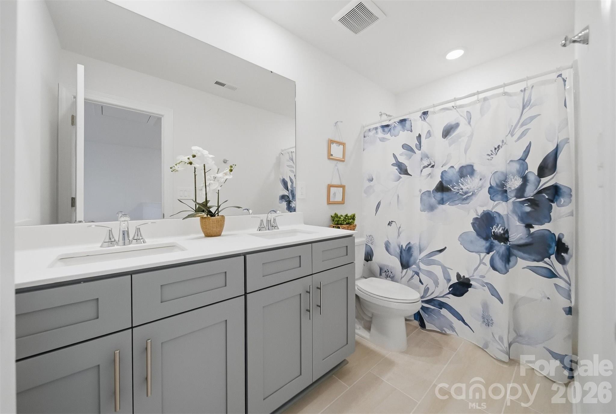 2082 Sunflower Circle