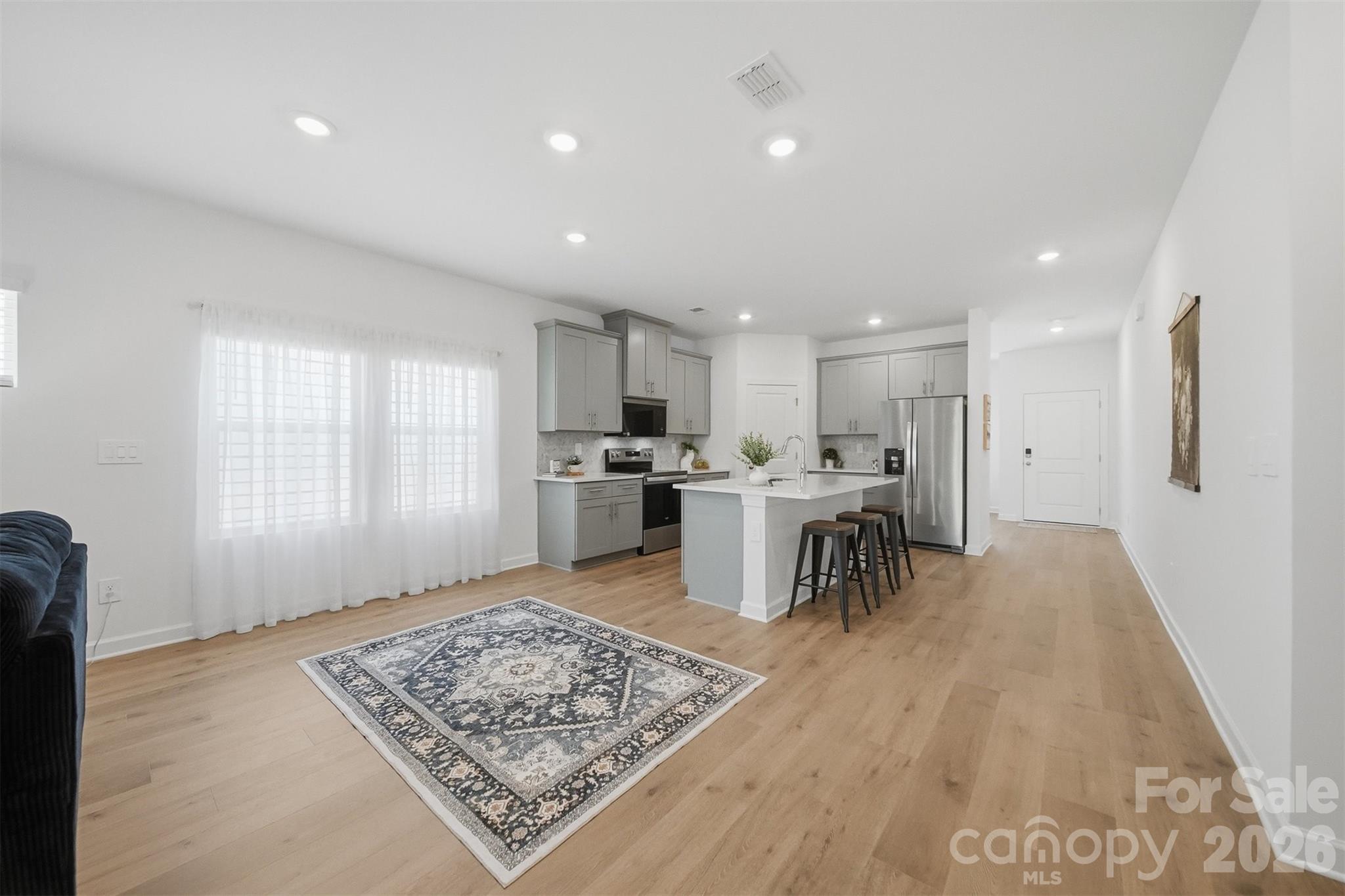 2082 Sunflower Circle