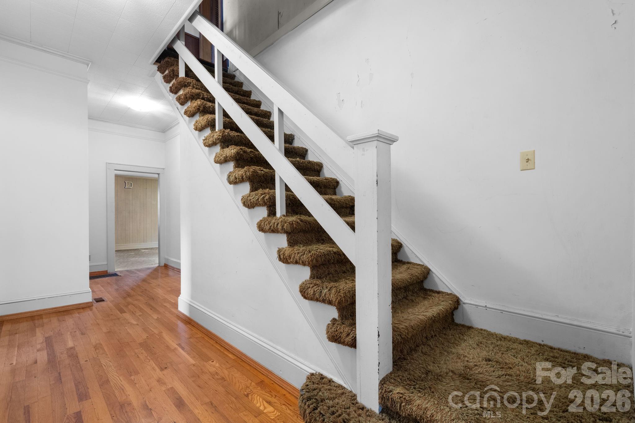 207 W Main Street